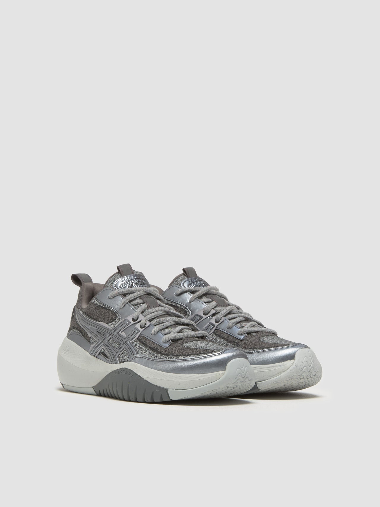 NEOCURVE Sneaker in Piedmont Grey & Pure Silver