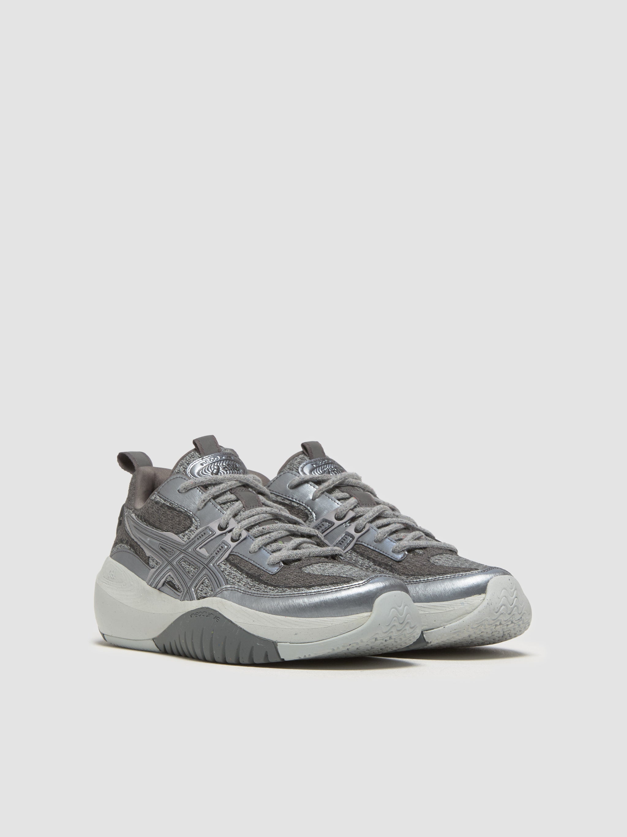 NEOCURVE Sneaker in Piedmont Grey & Pure Silver