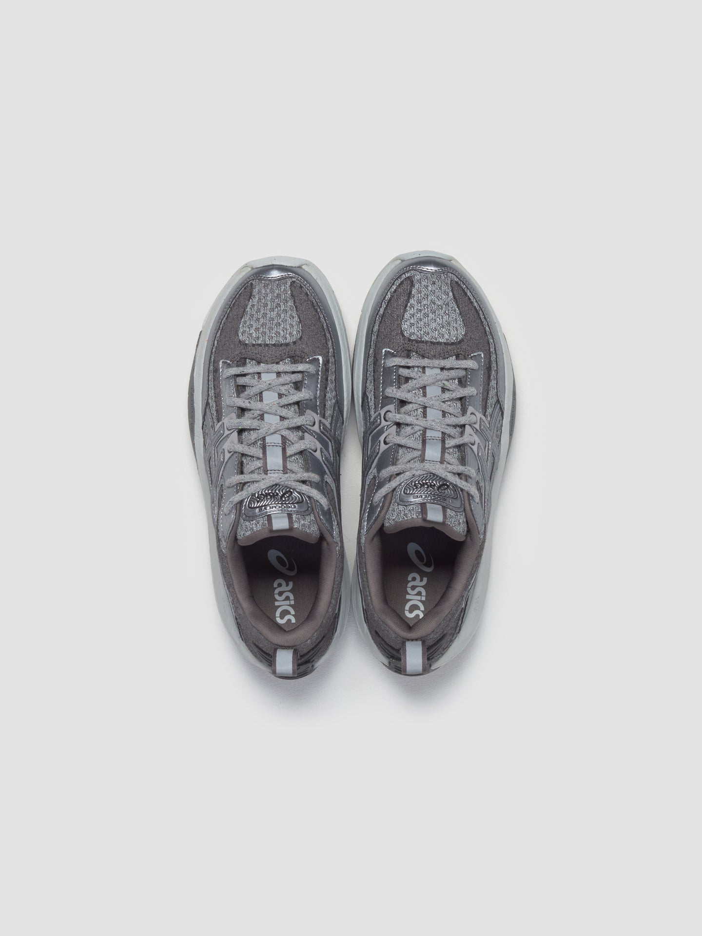 NEOCURVE Sneaker in Piedmont Grey & Pure Silver