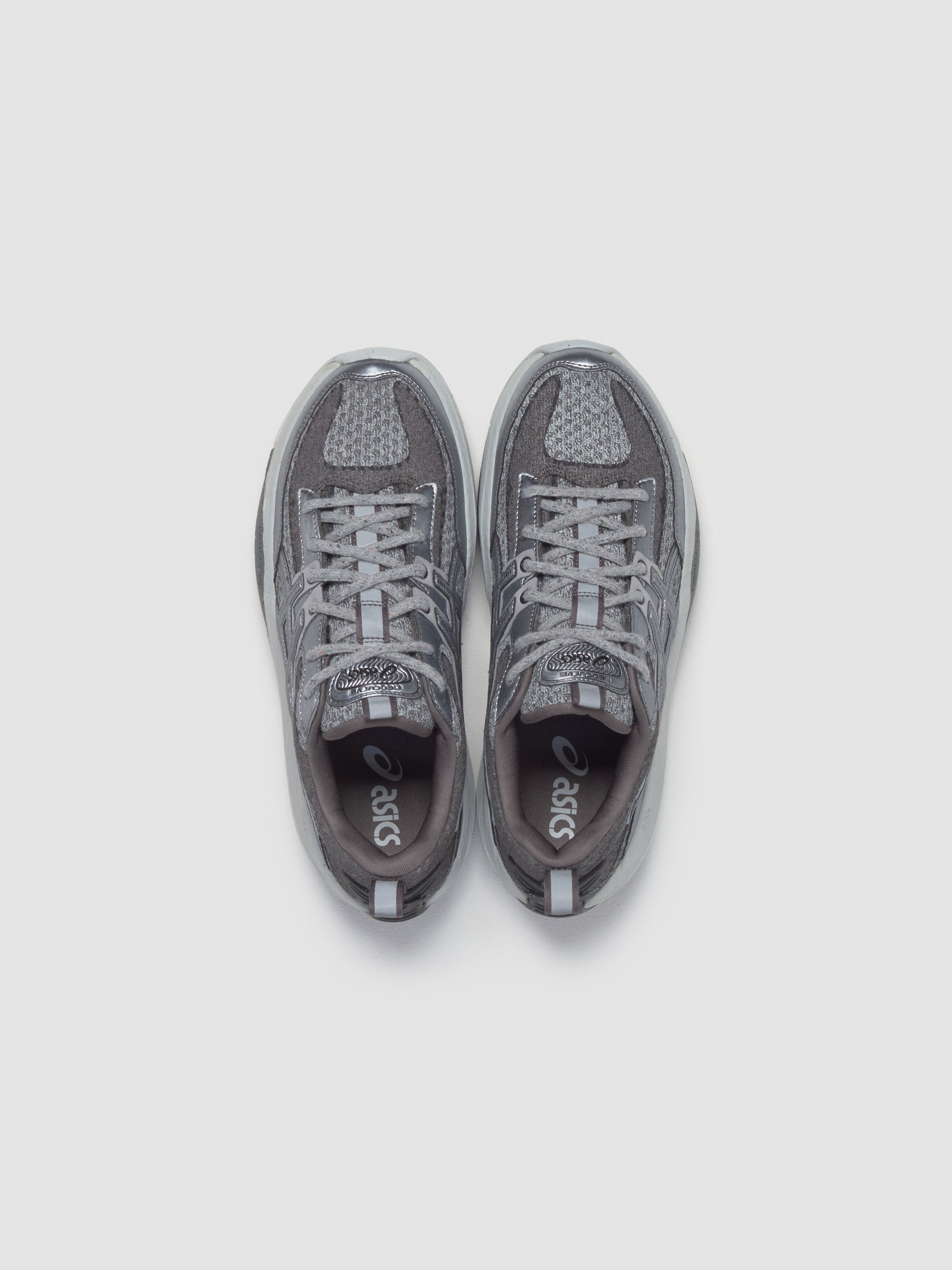 NEOCURVE Sneaker in Piedmont Grey & Pure Silver
