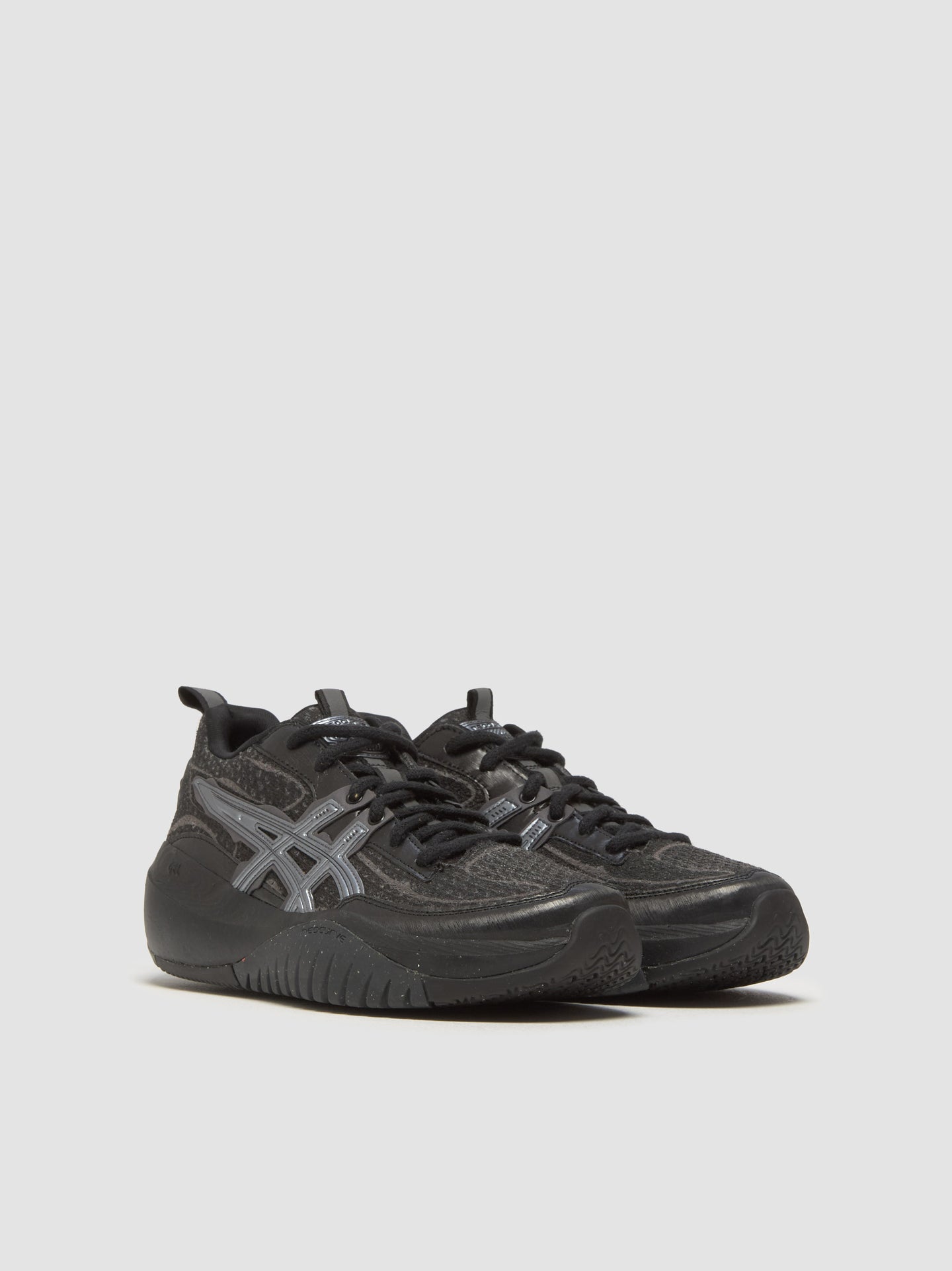NEOCURVE Sneaker in Black & Pure Silver