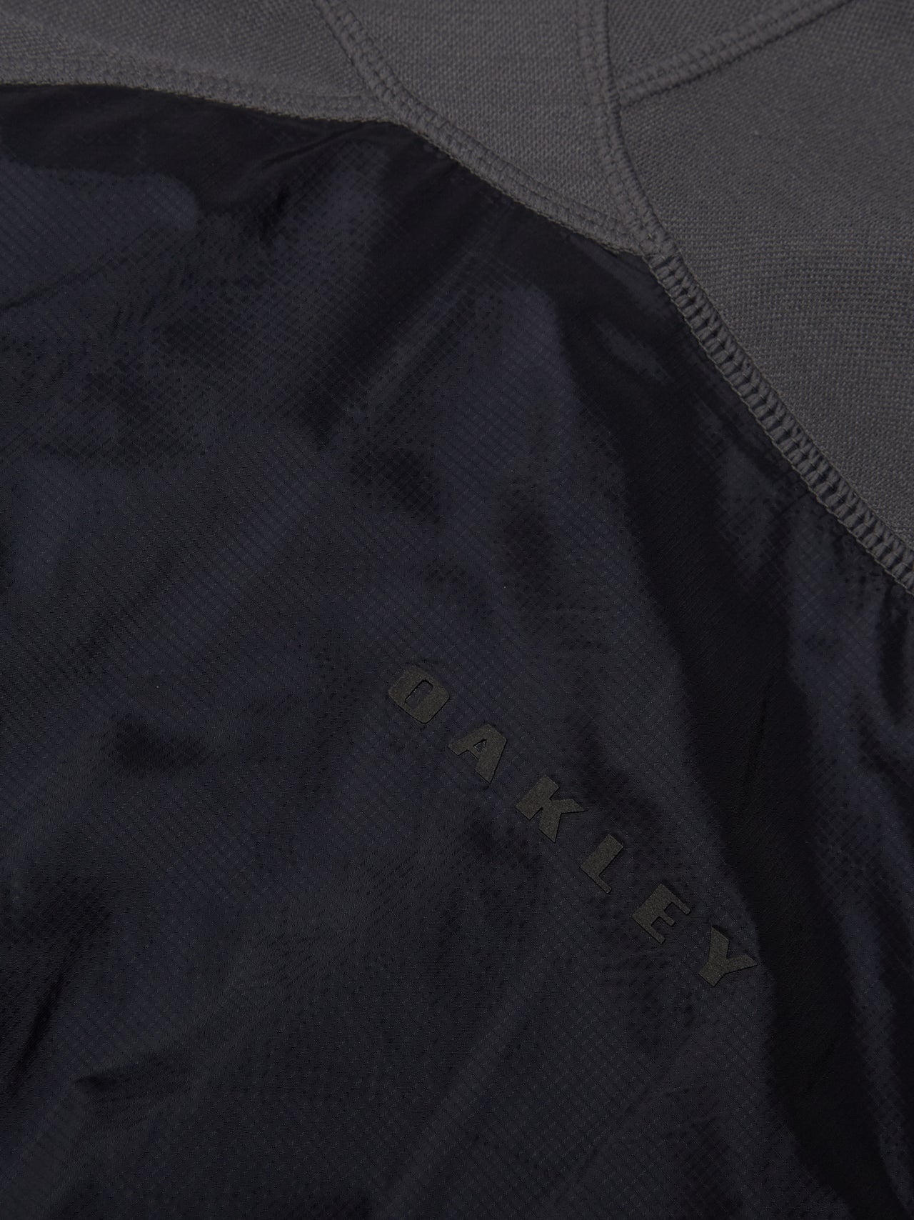 Latitude Flex Longsleeve in Granite Gray