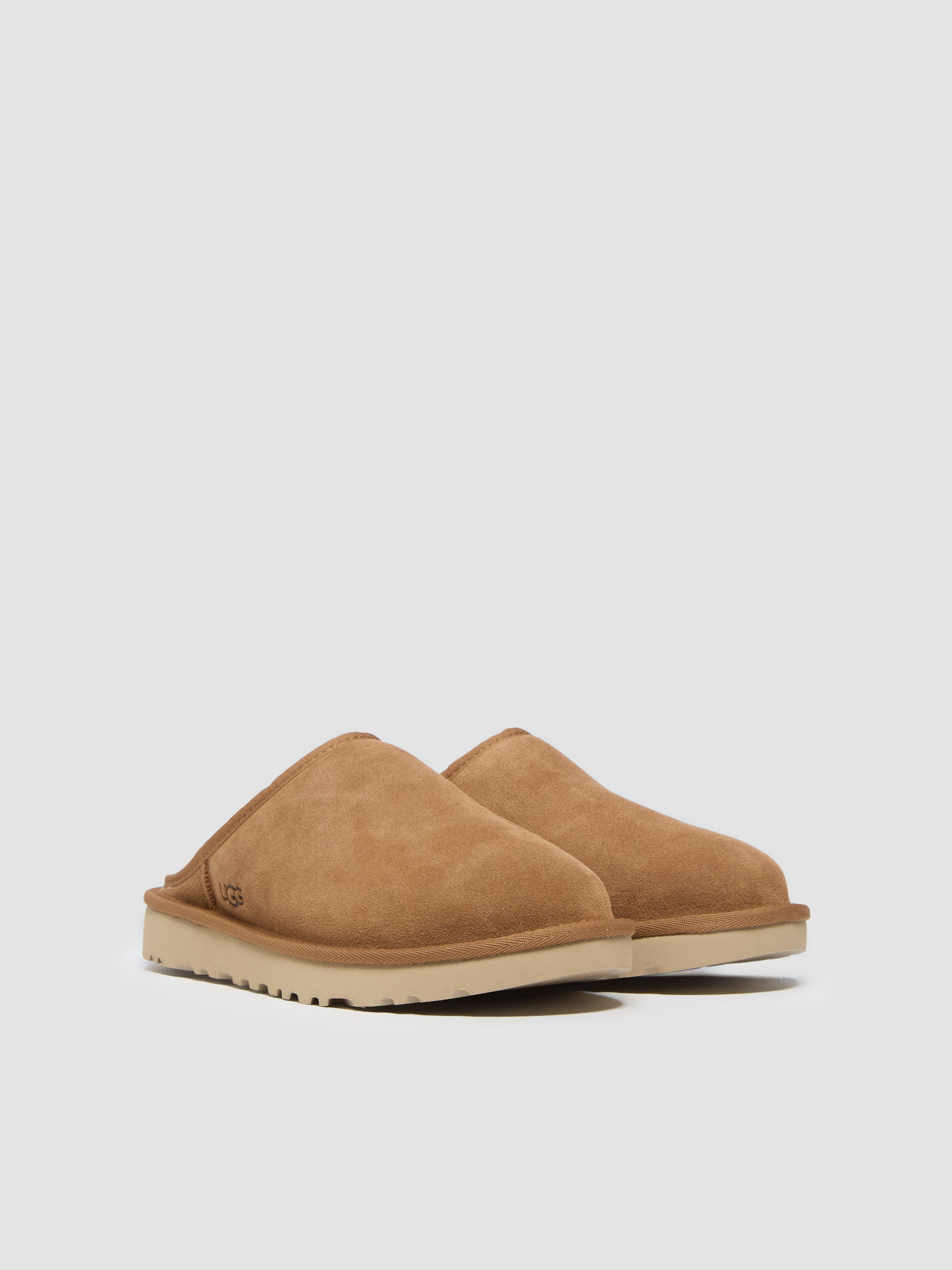 Classic Slip-On Shoes in Chestnut
