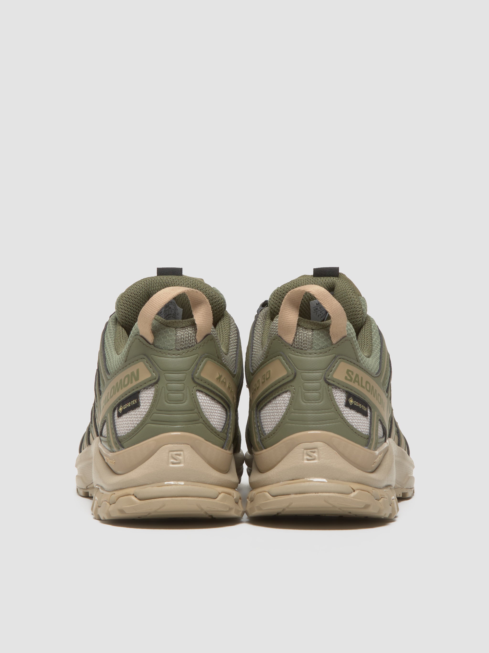XA PRO 3D GTX Sneaker in Deep Lichen Green & White Pepper