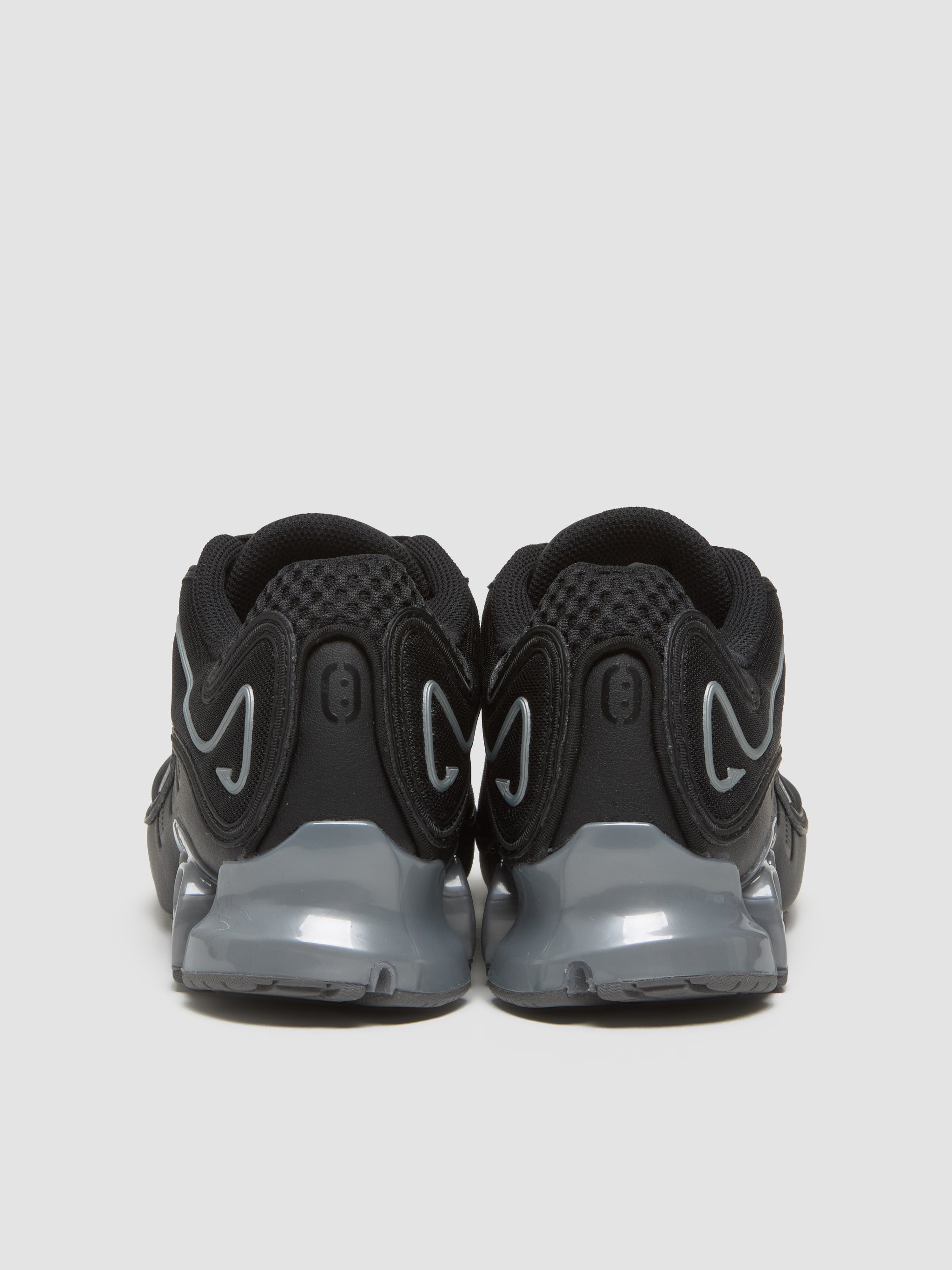 WMNS Megaride 01 Sneaker in Core Black & Grey Four
