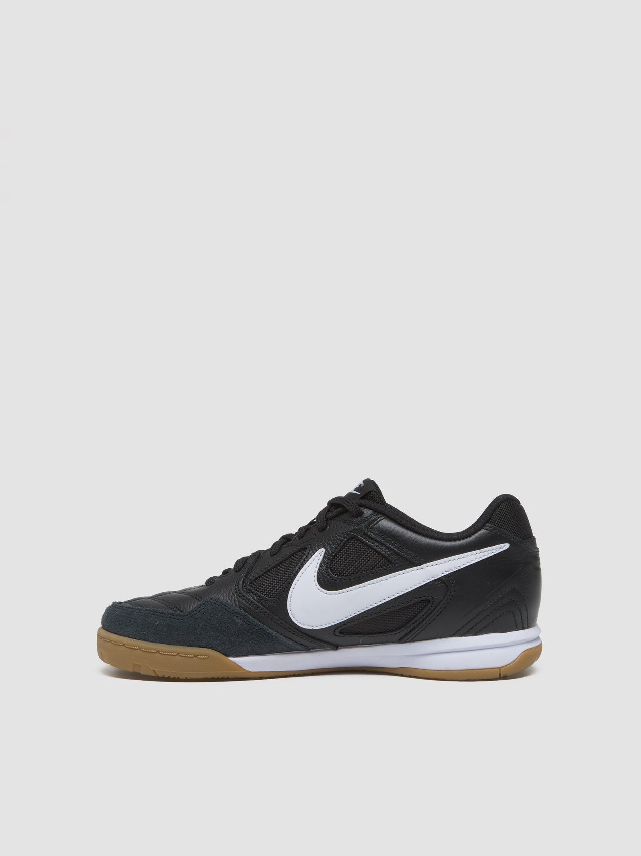 Gato Sneaker in Black & White