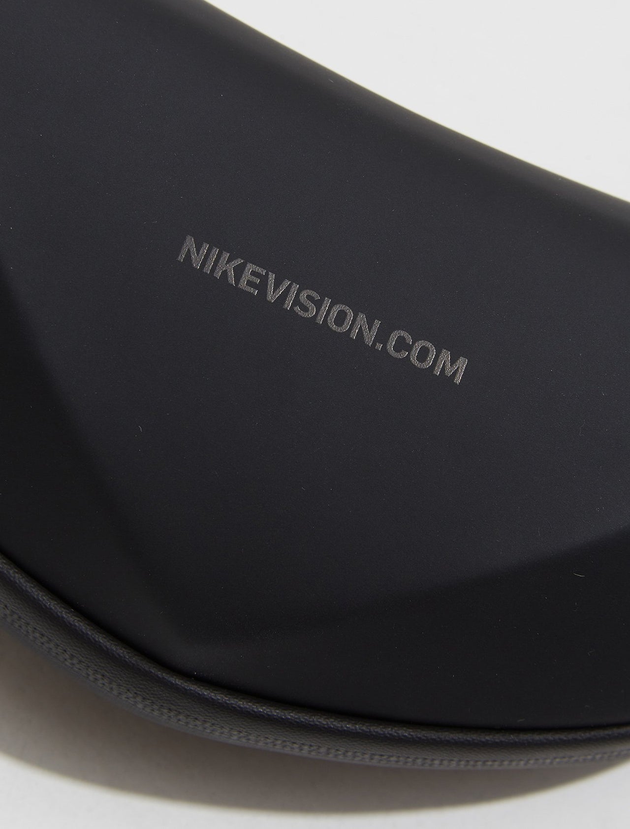 Windshield Elite E Sunglasses in Matte Dark Grey