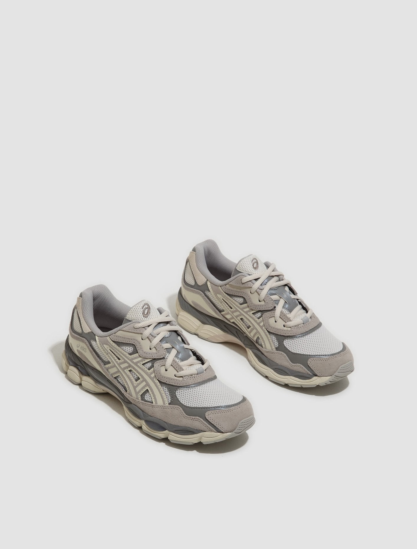 GEL-NYC Sneaker in Cream & Oyster Grey