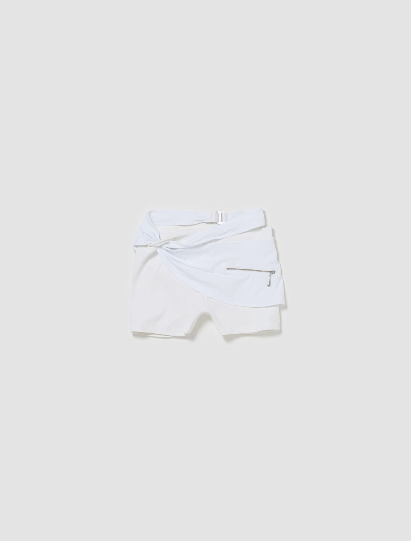 x Jacquemus Women's Pareo Shorts in White