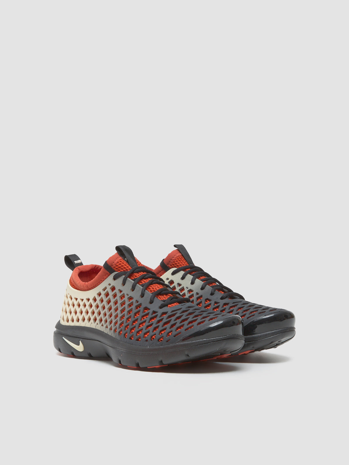 WMNS Rejuven8 Sneaker in Black & Muslin