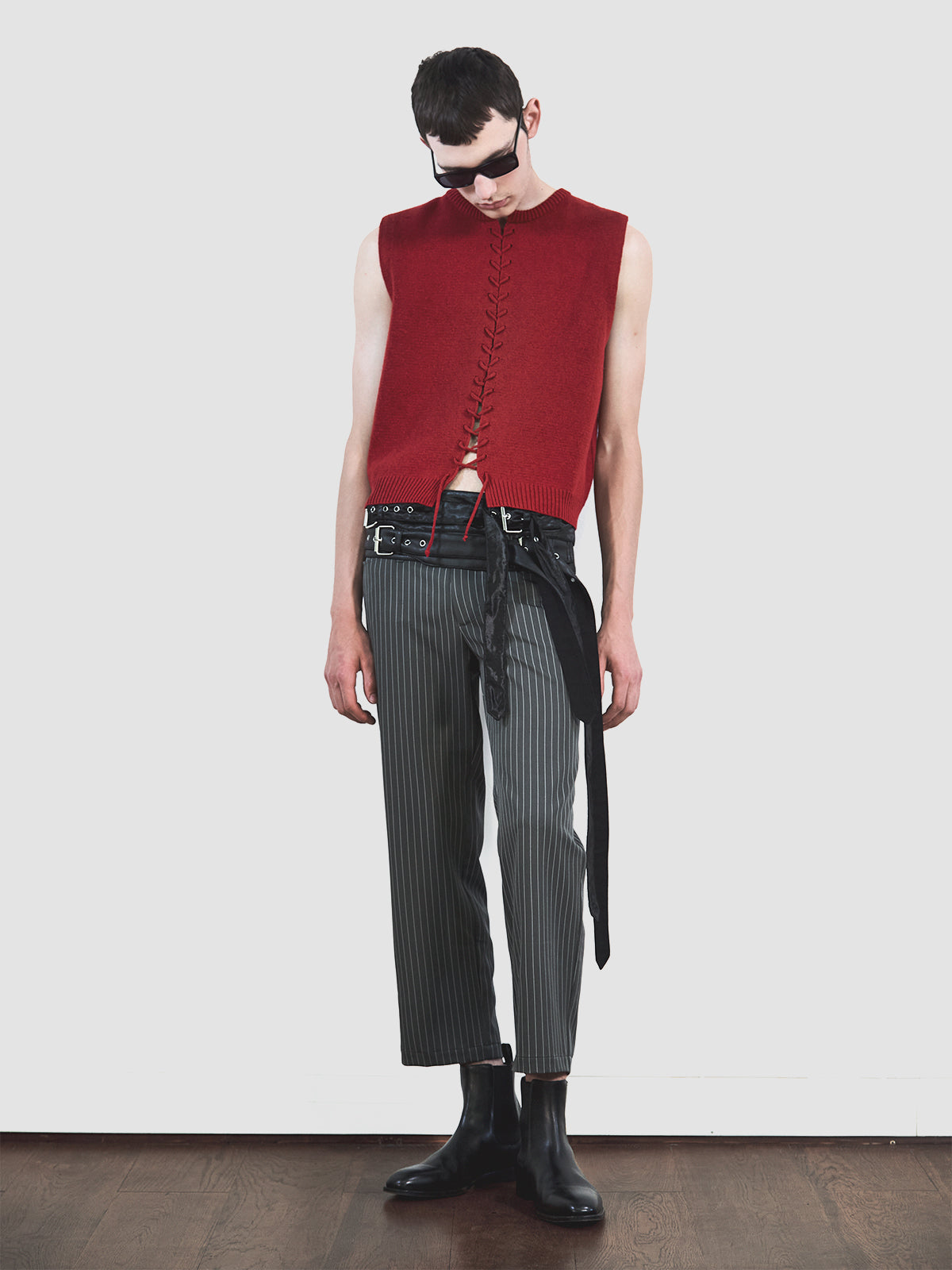 Viper Knit Vest in Red