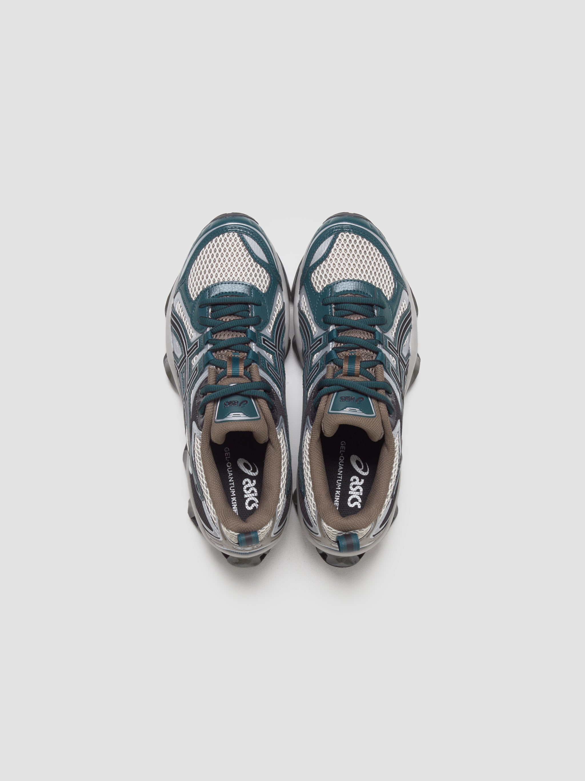 GEL-QUANTUM KINETIC Sneaker in Oatmeal & Dark Taupe