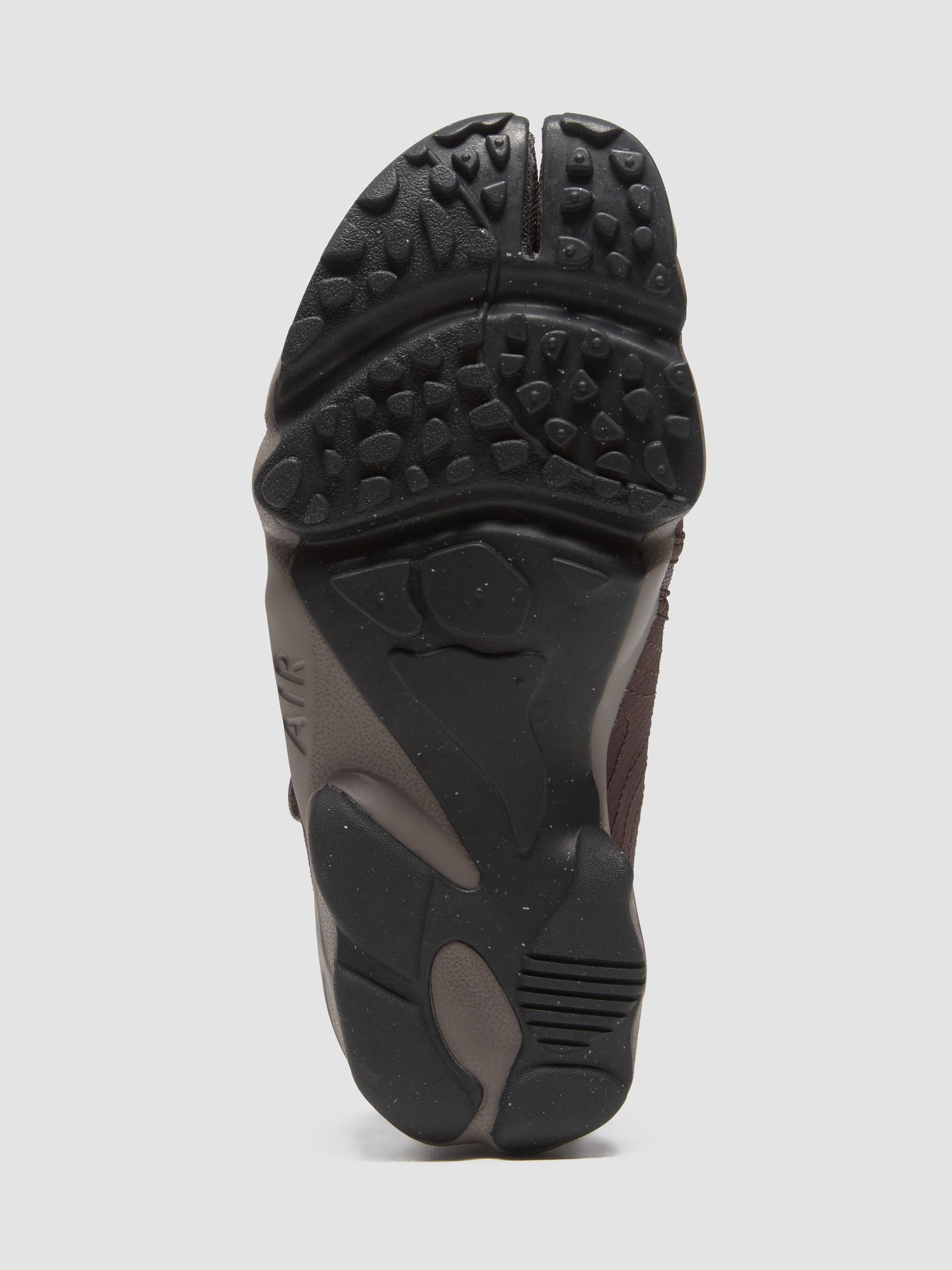 WMNS Air Rift Sneaker in Baroque Brown