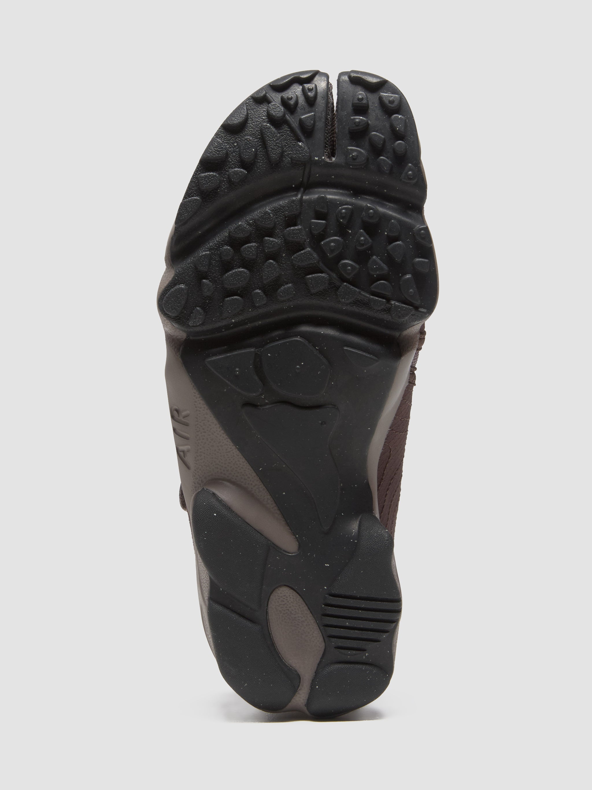 WMNS Air Rift Sneaker in Baroque Brown