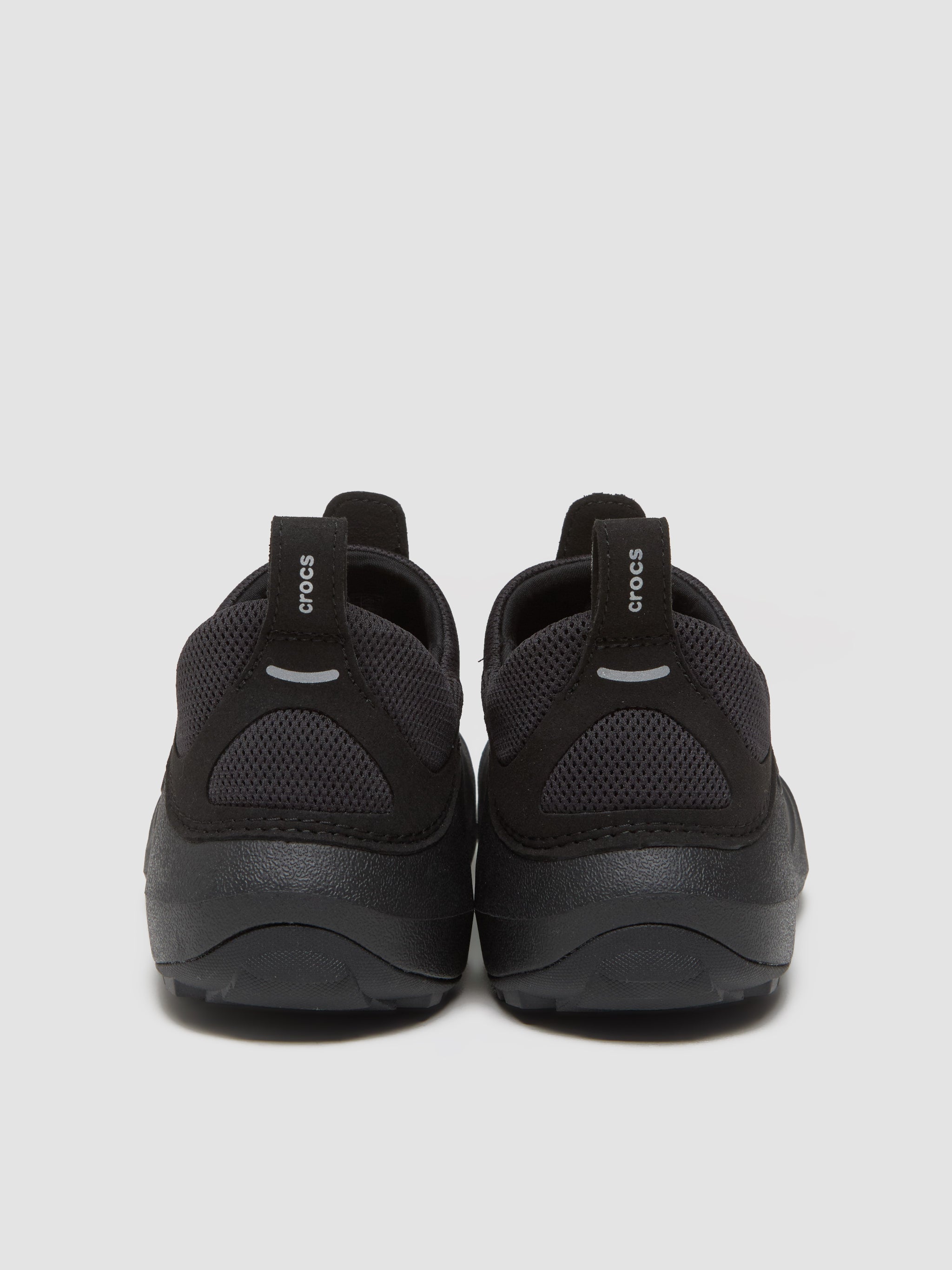 Quick Trail Low Shoe in Black