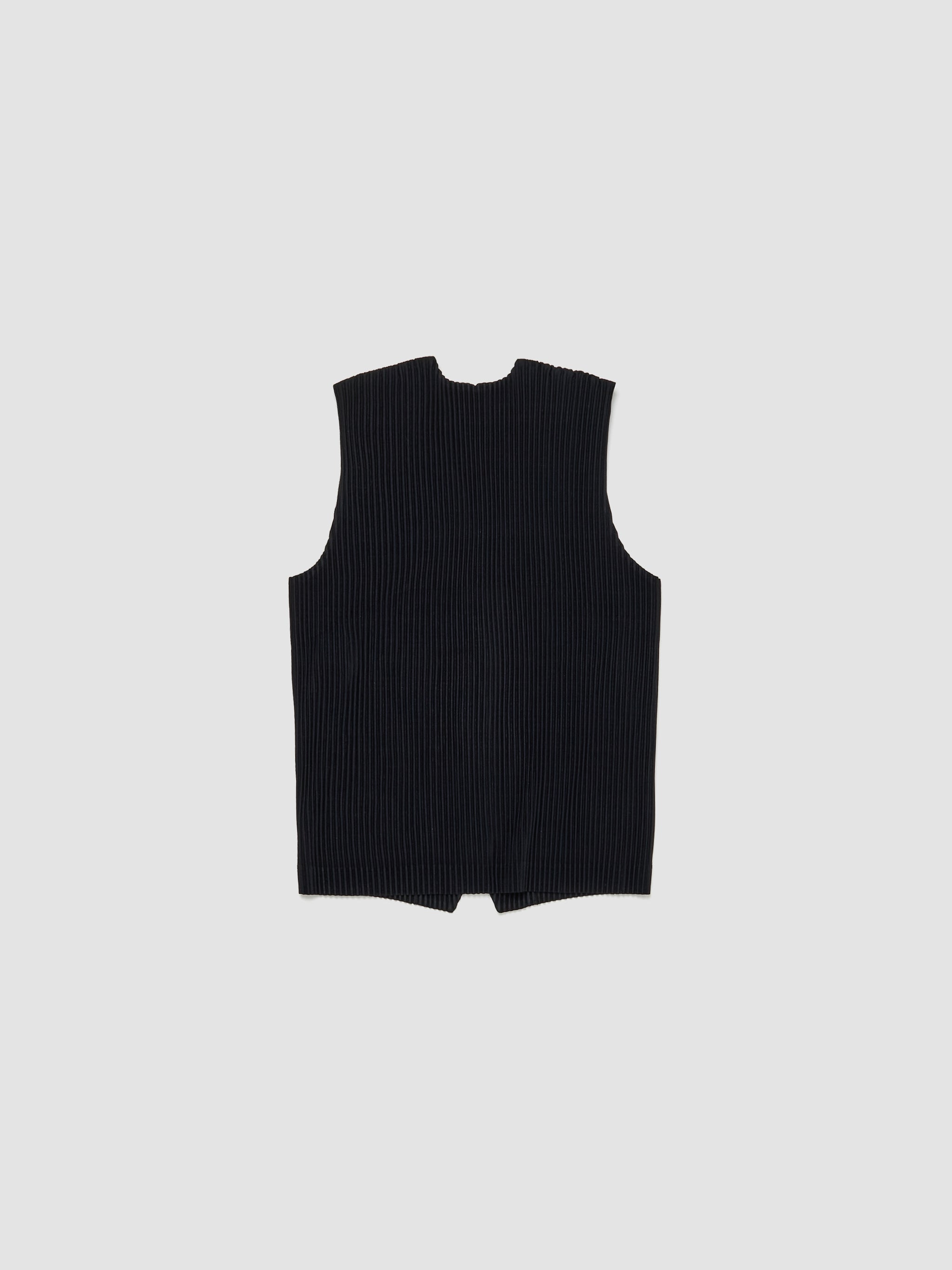 Pleated Button Up Vest in Black