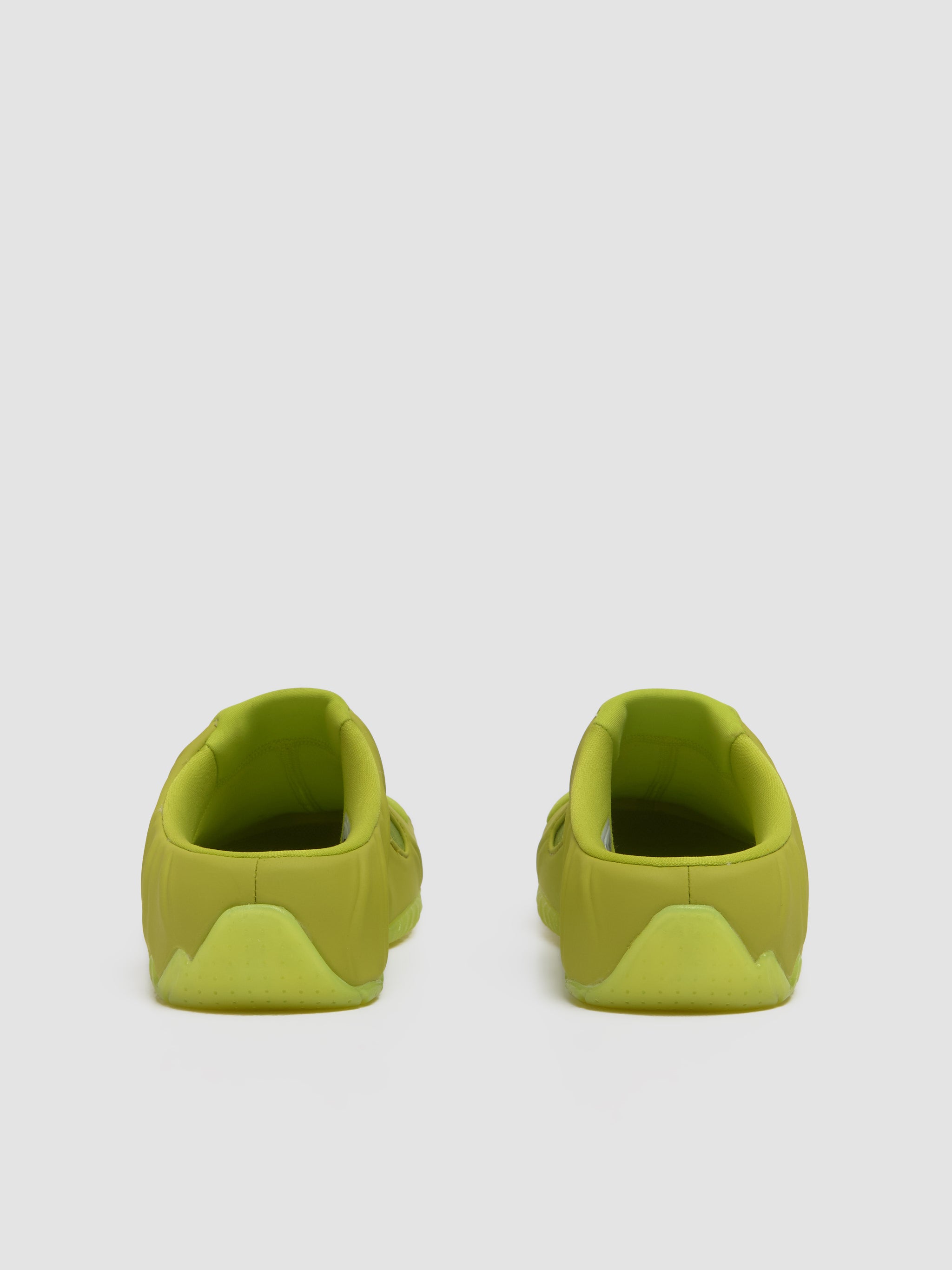 Clogposite Slide in Bright Cactus & Picante Red