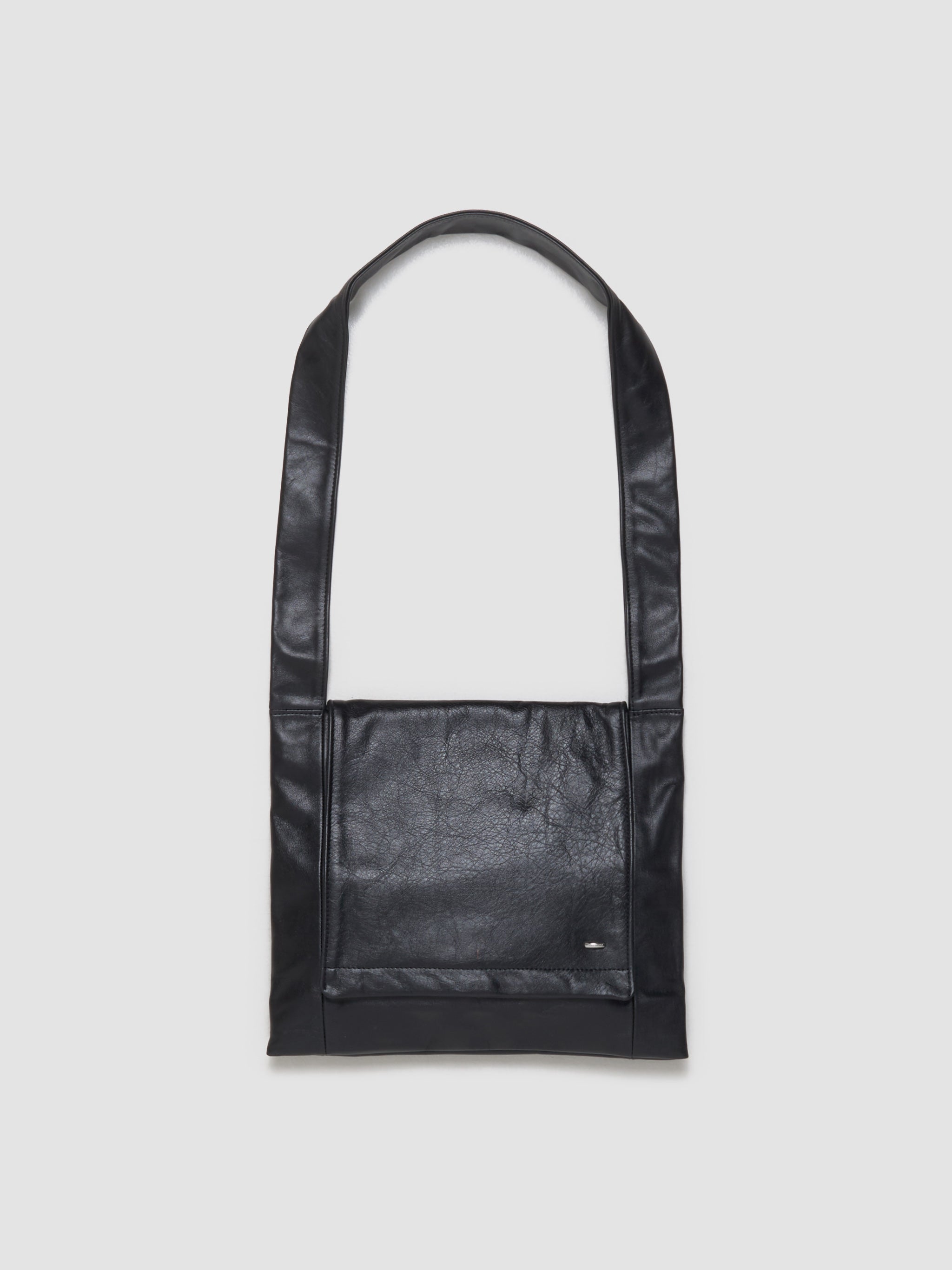 Slim Bag in Malleable Black Bull Hide
