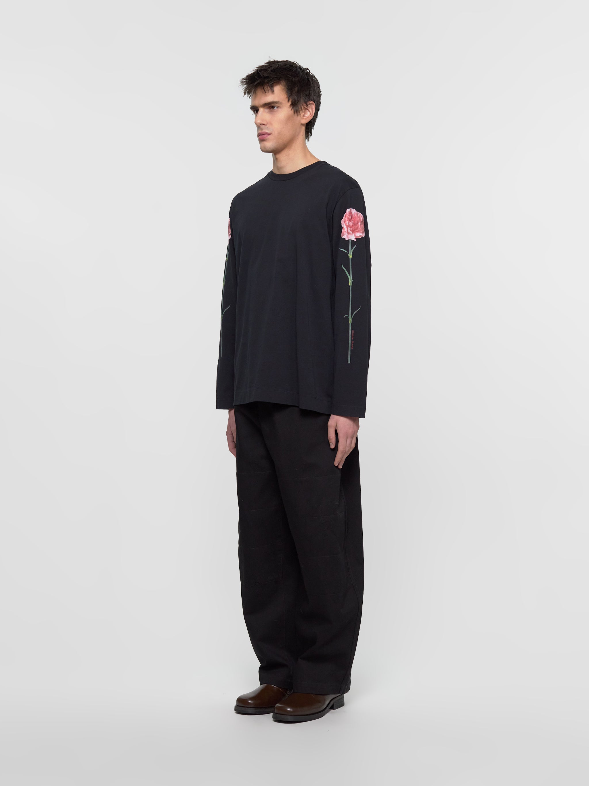 Carnation Print Long Sleeve T-Shirt in Black