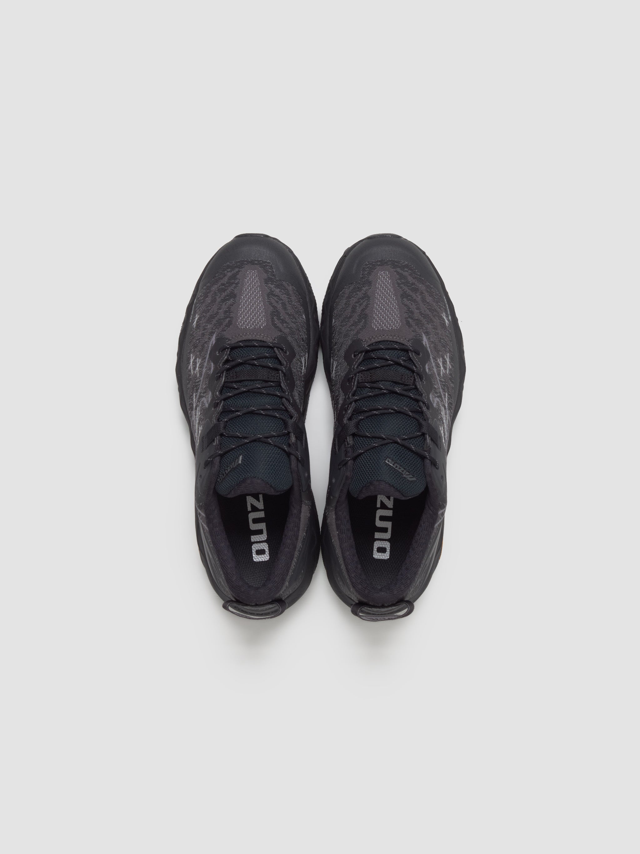 Wave Mujin LS GTX Sneaker in Black & Black Sand