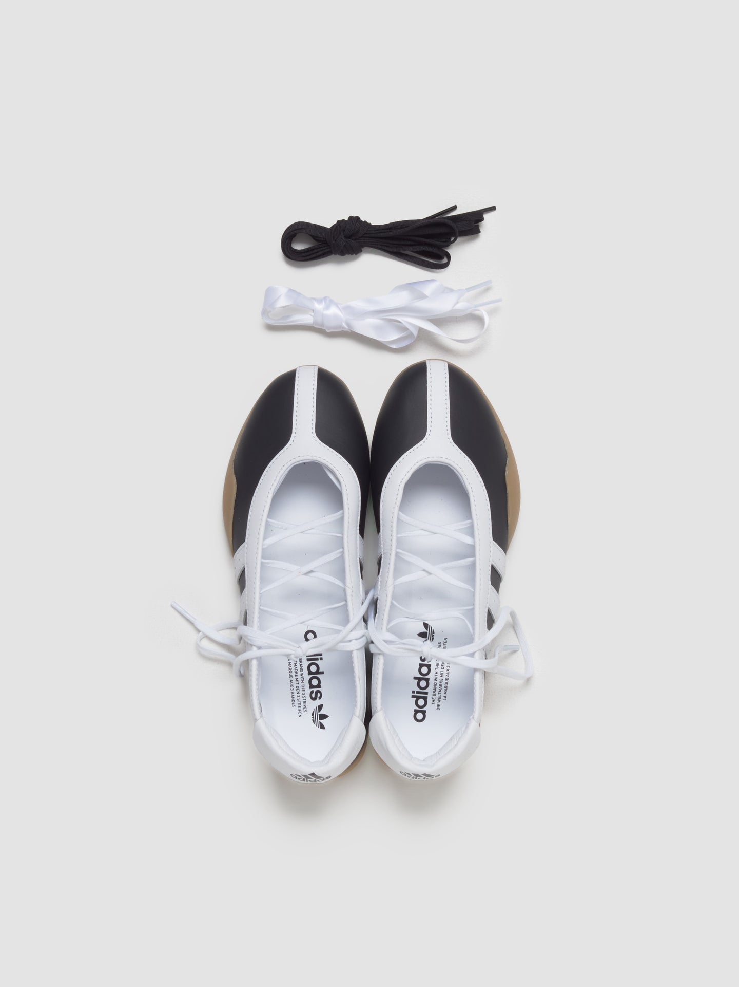 WMNS Taekwondo Mei Ballet Sneaker in Core Black & Cloud White