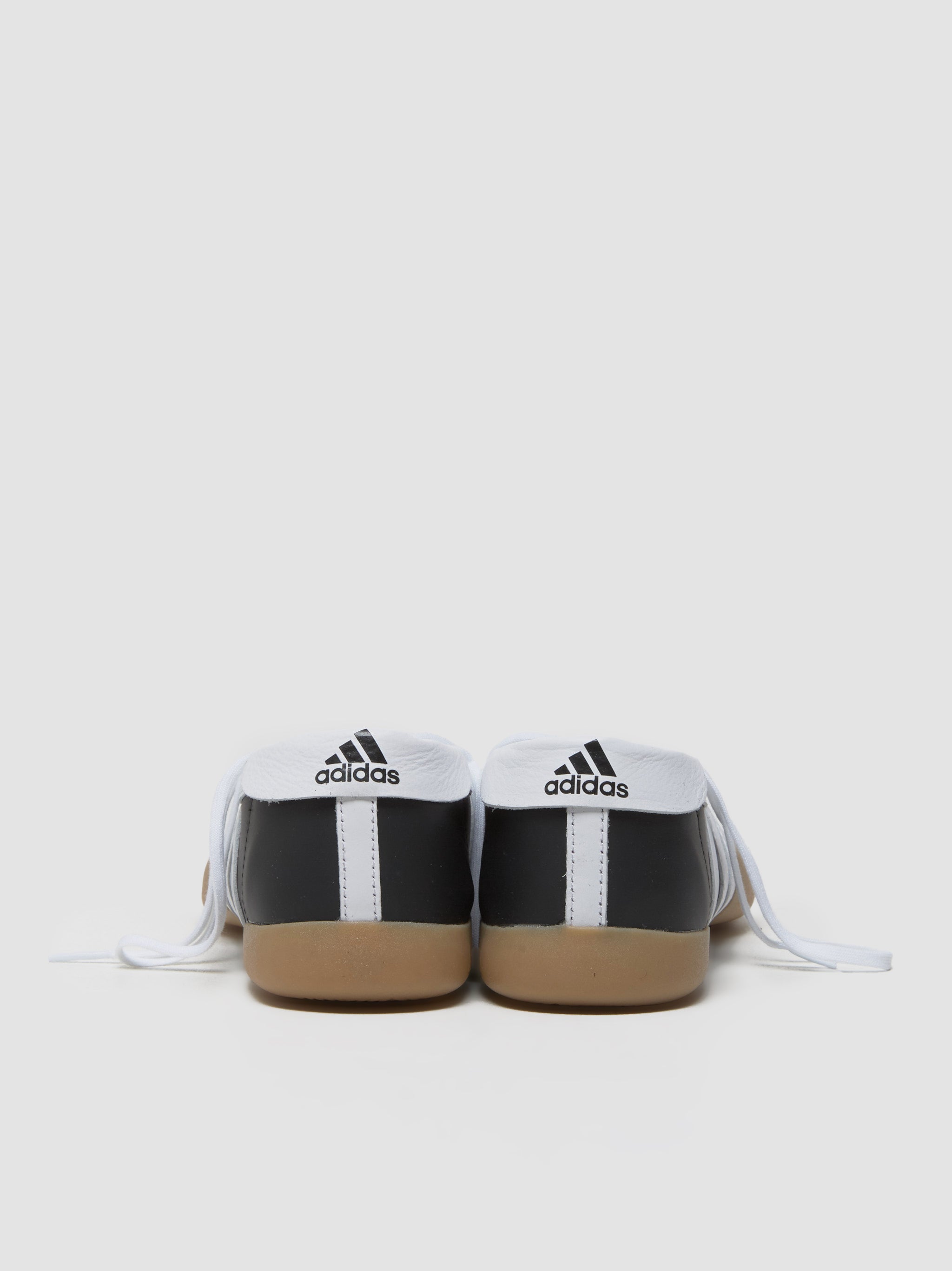 WMNS Taekwondo Mei Ballet Sneaker in Core Black & Cloud White