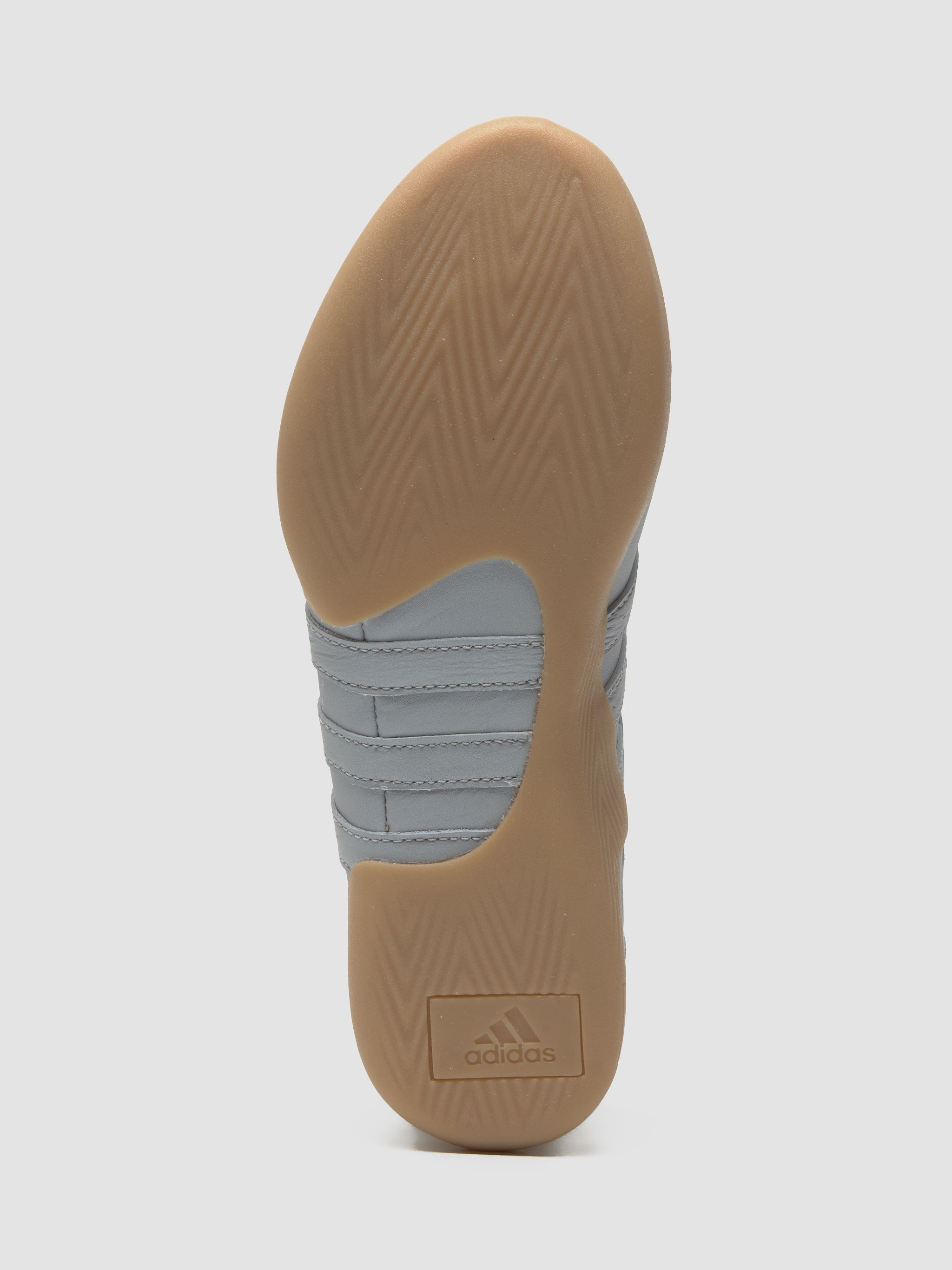 WMNS Taekwondo Mei Ballet Sneaker in Silver Metallic & Gum