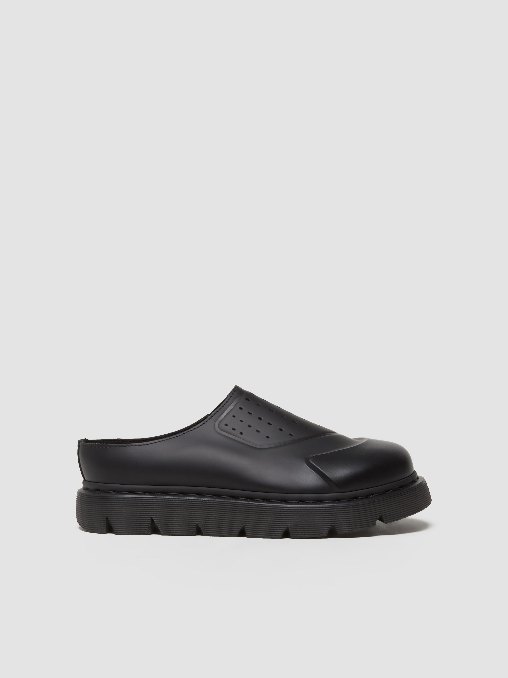 Vent Xx02 Mule in Black