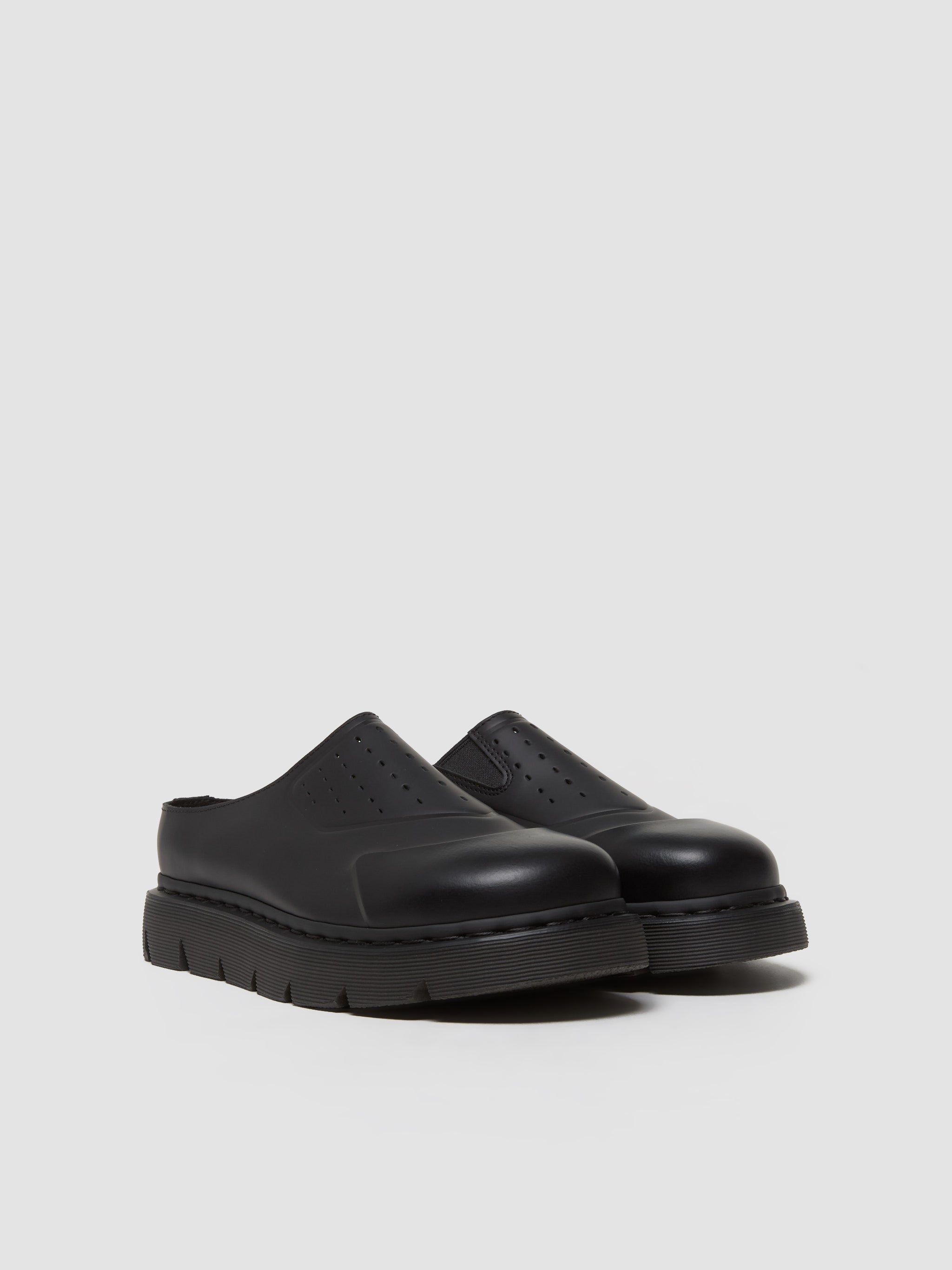 Vent Xx02 Mule in Black