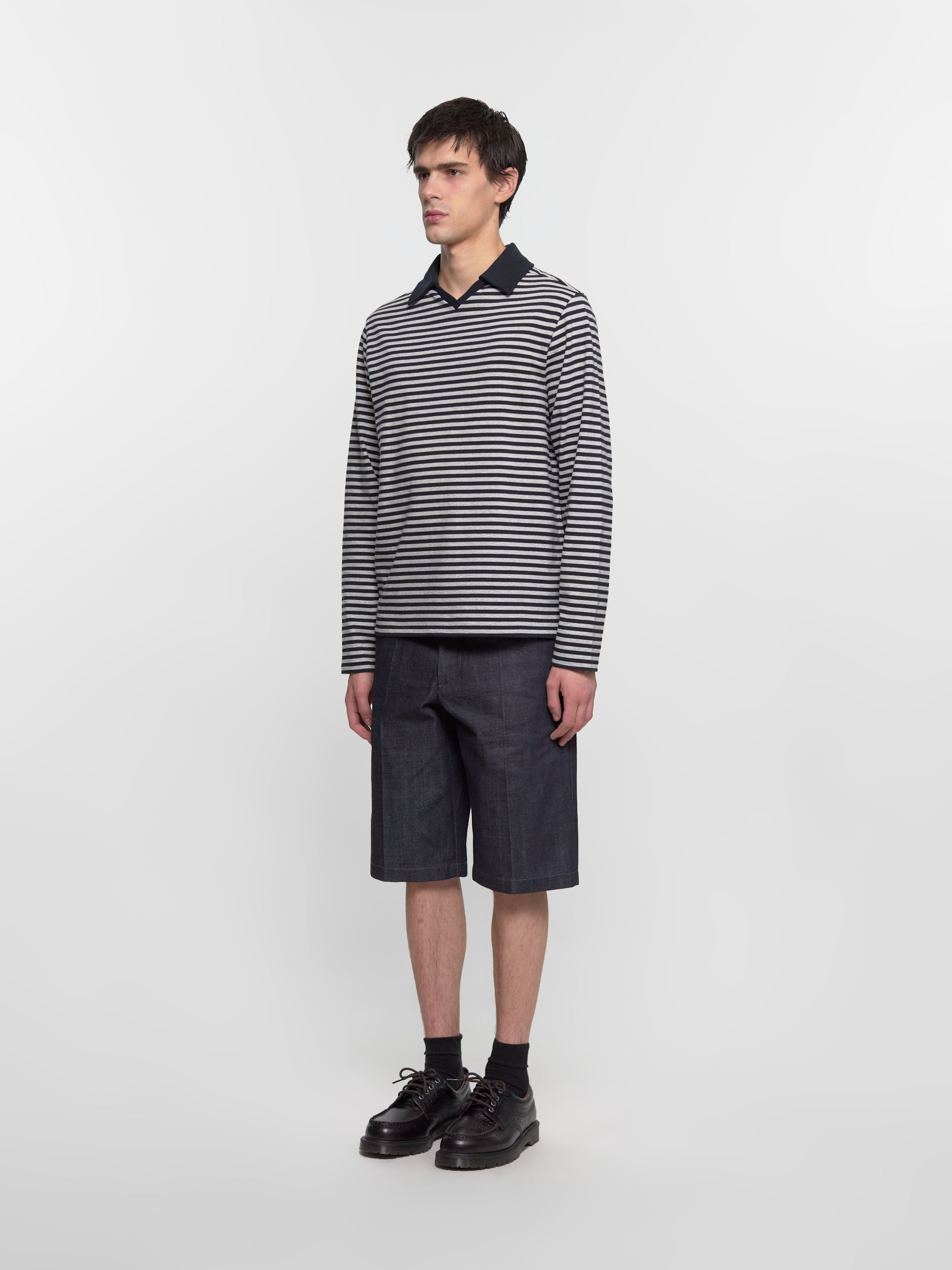 Tailored Shorts in Magnet
