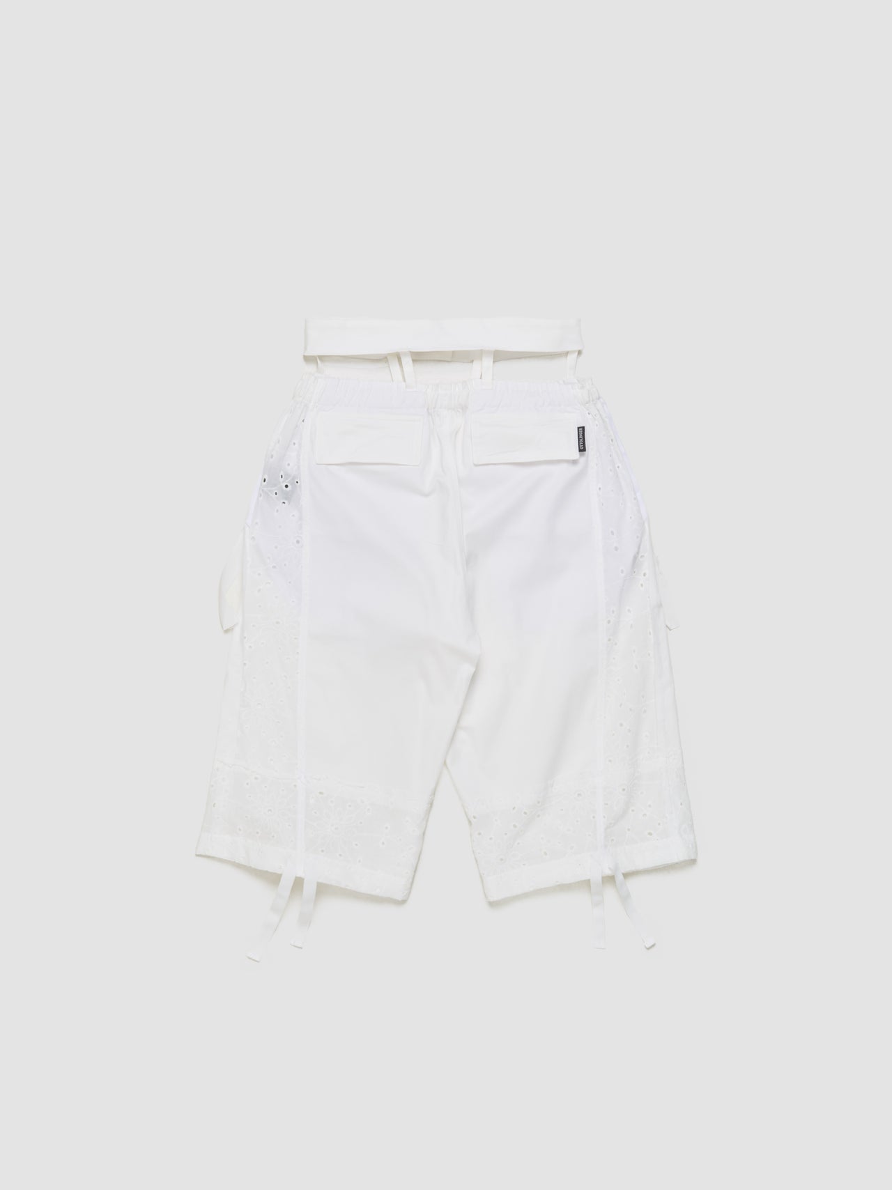 Baggy Cargo Shorts in White