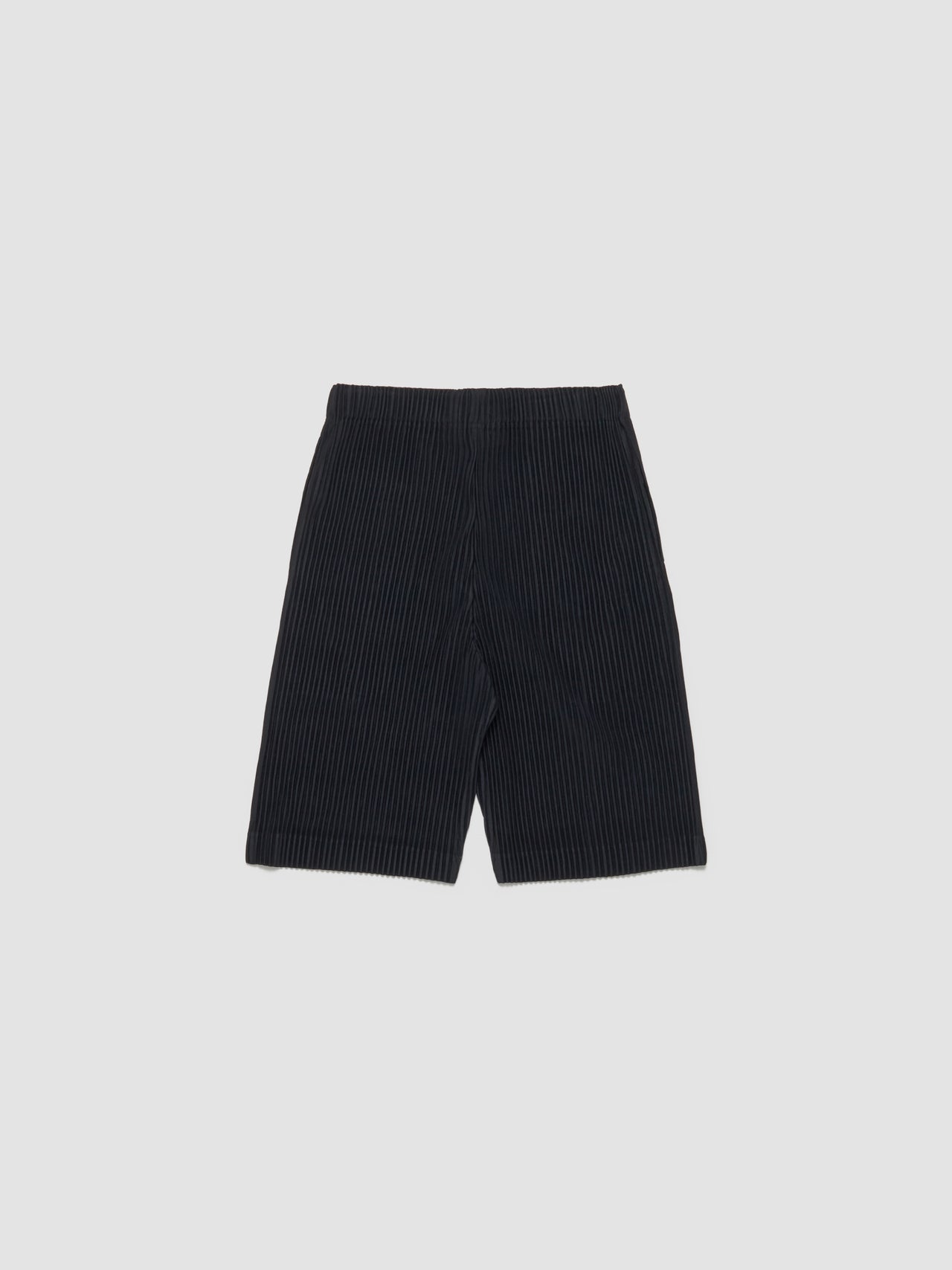 Pleated Bermuda Shorts in Black