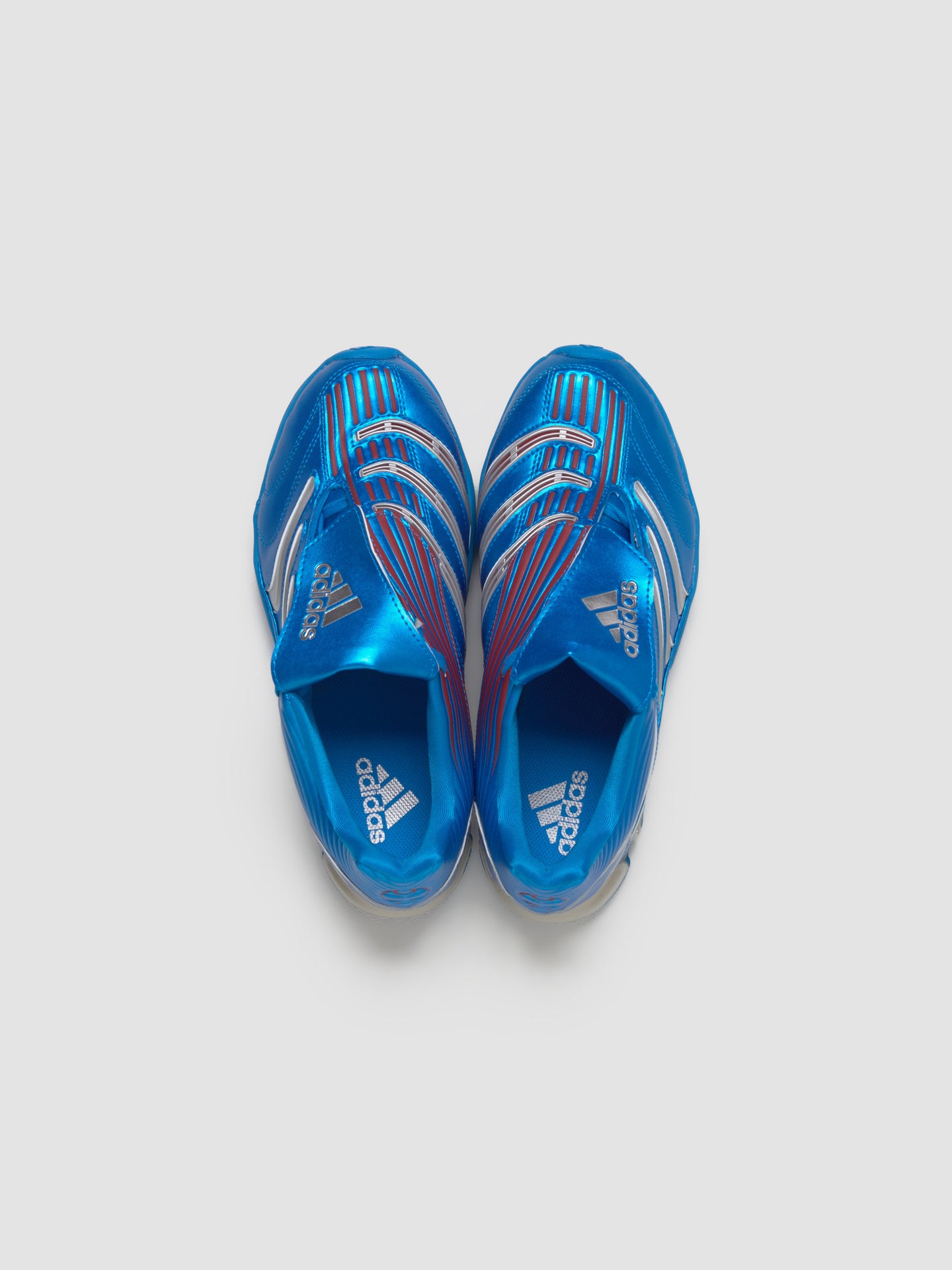 Predator Megaride Sneaker in Shock Blue & Silver Metallic