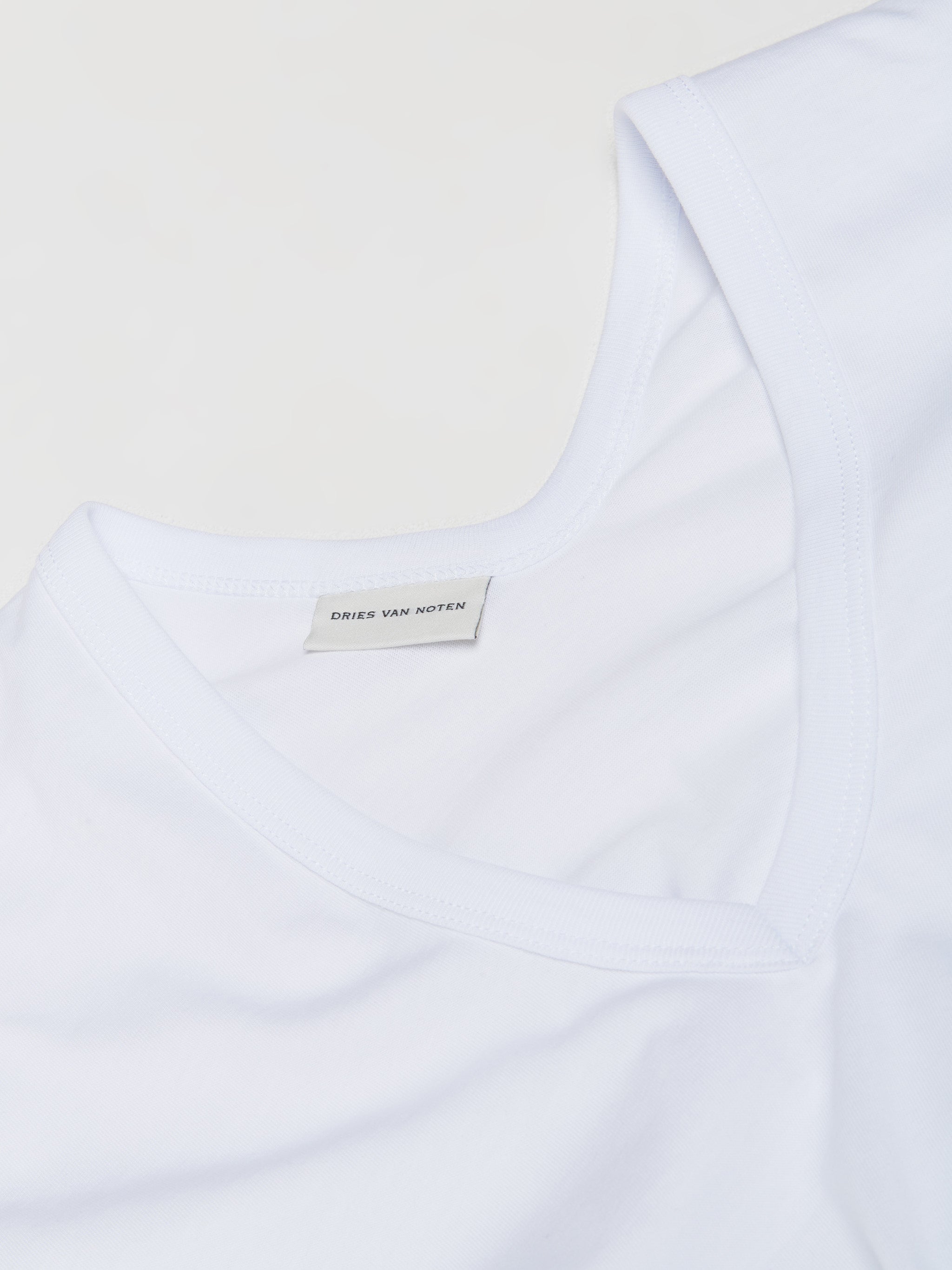 Hena T-Shirt in White