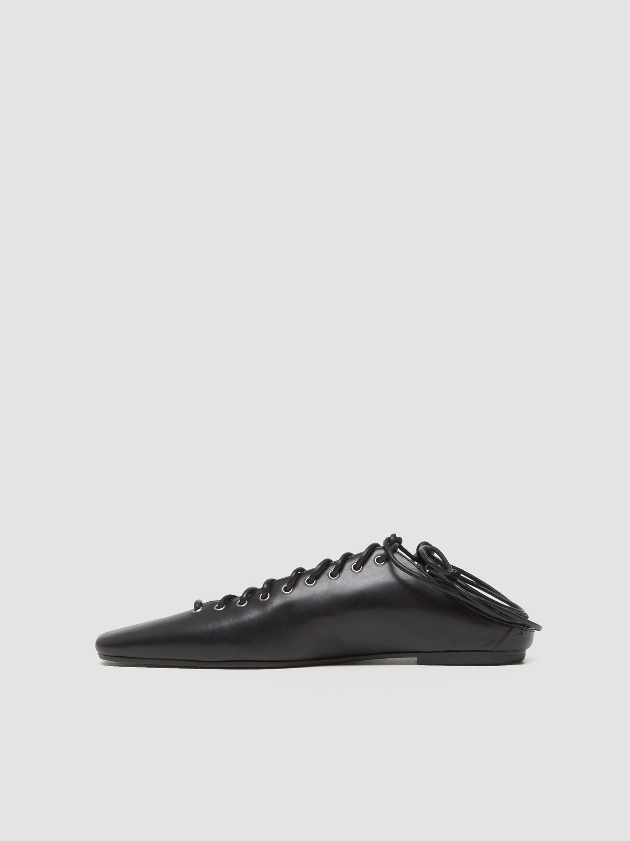 Lace-Up Shoes in Black