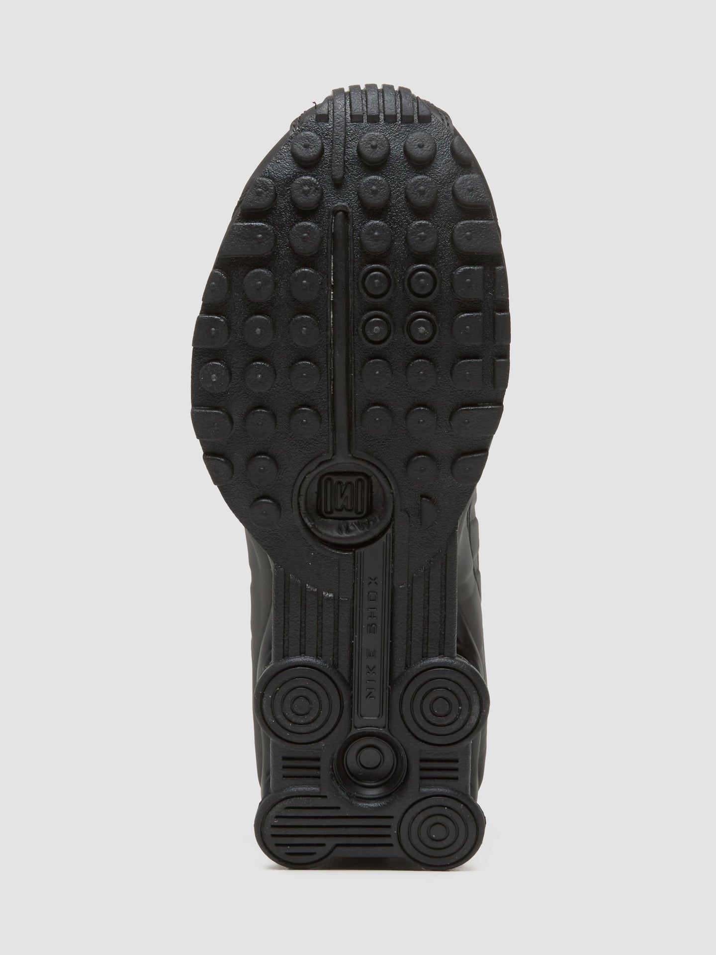 Shox R4 Sneaker in Black & Bright Crimson