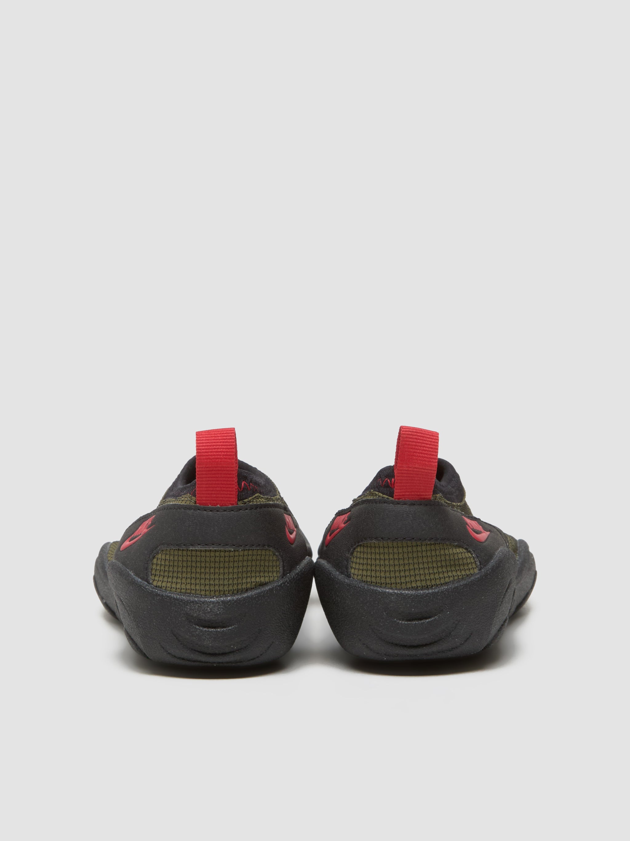 Aqua Turf Sneaker in Medium Olive & University Red