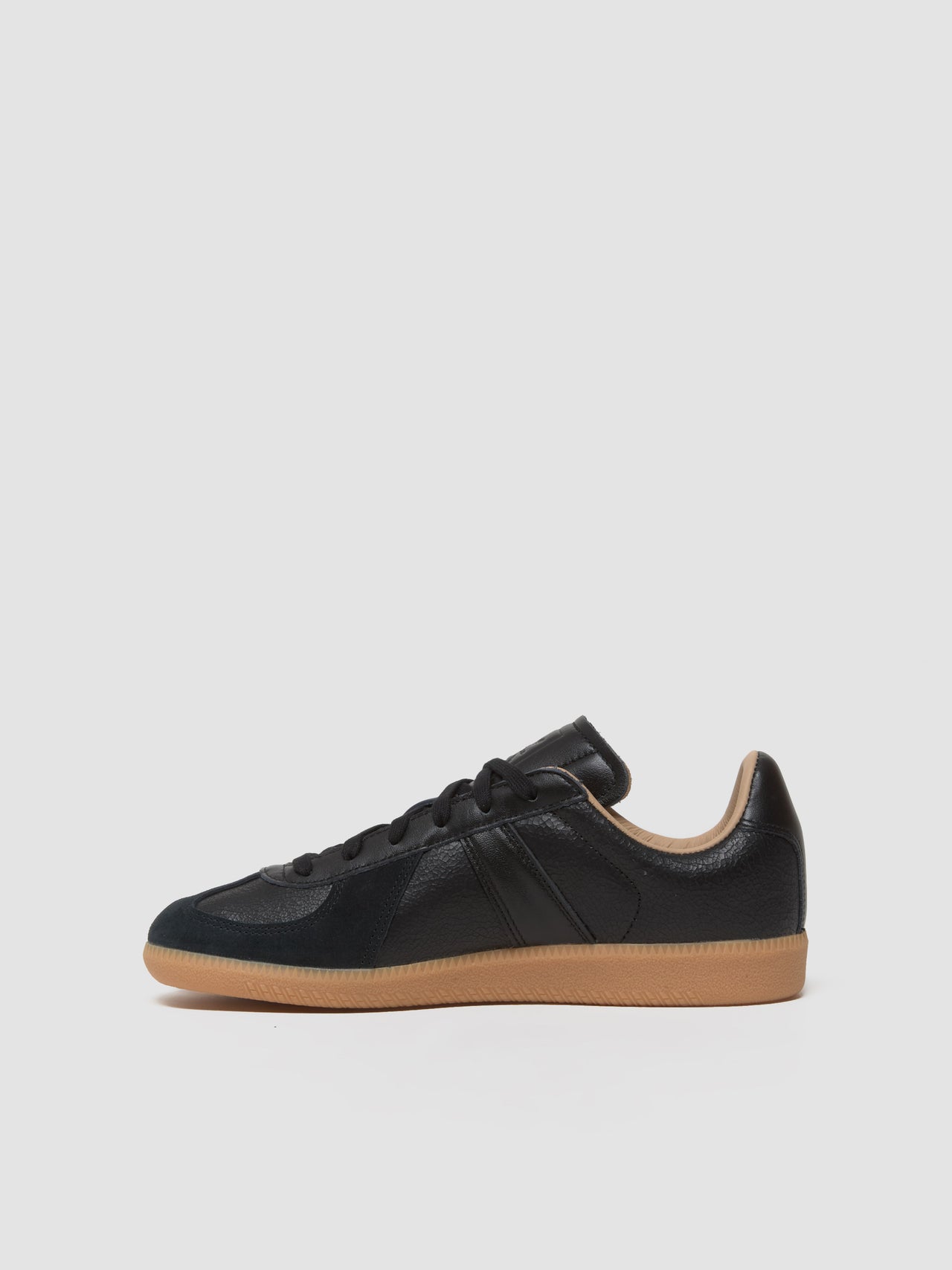 BW Army Lux Sneaker in Core Black & Gum