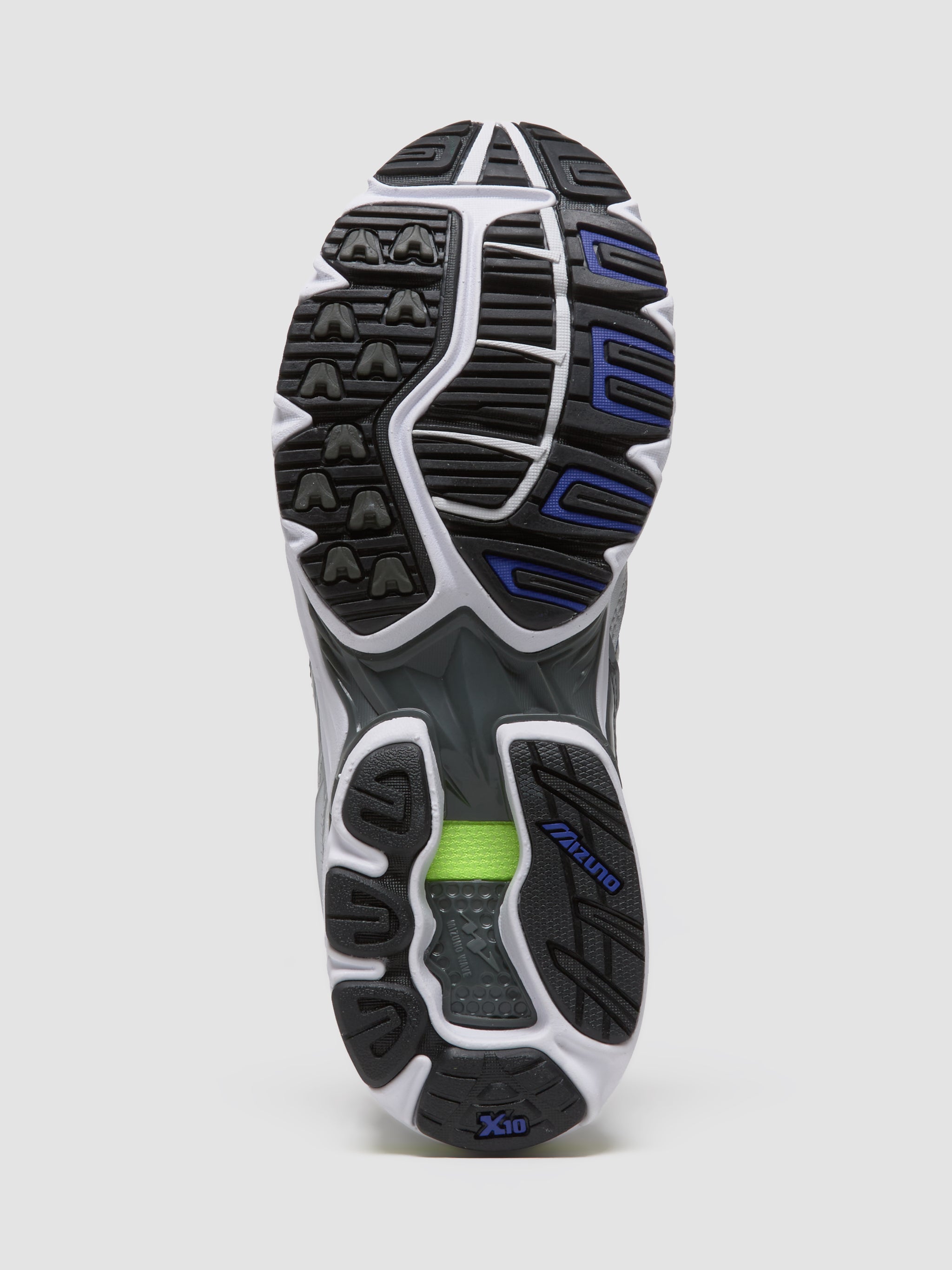 Wave Rider 10 Sneaker in White & Silver