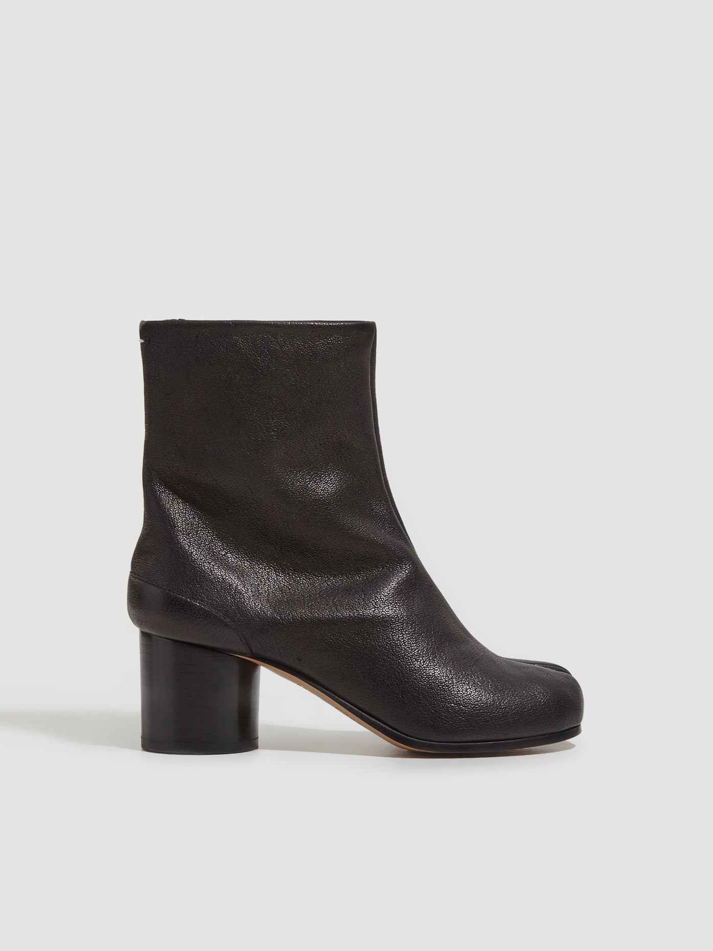 Maison Margiela Tabi Ankle Boots in Black S58WU0246 – Voo Store