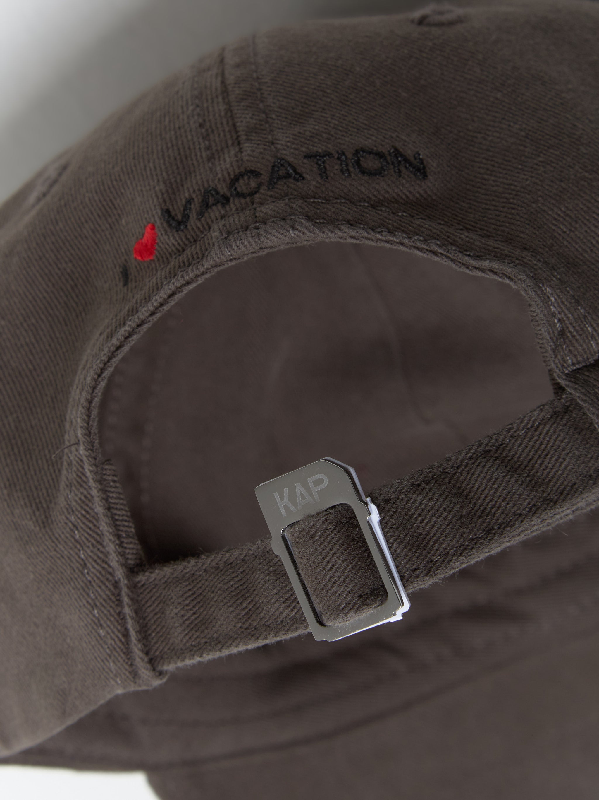 Vacation KAP in Off-Black