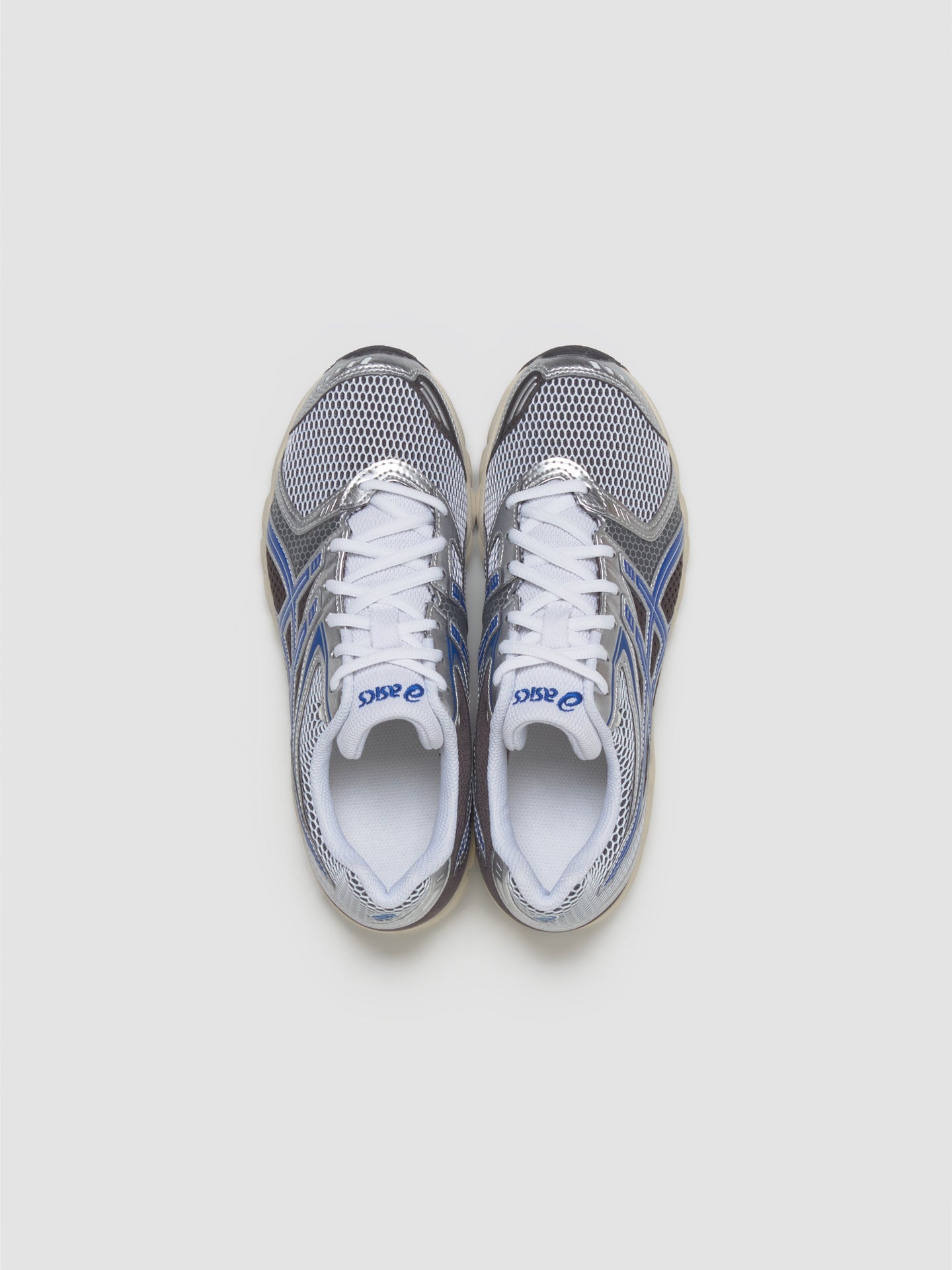 GEL-DS TRAINER 14 Sneaker in White & Asics Blue