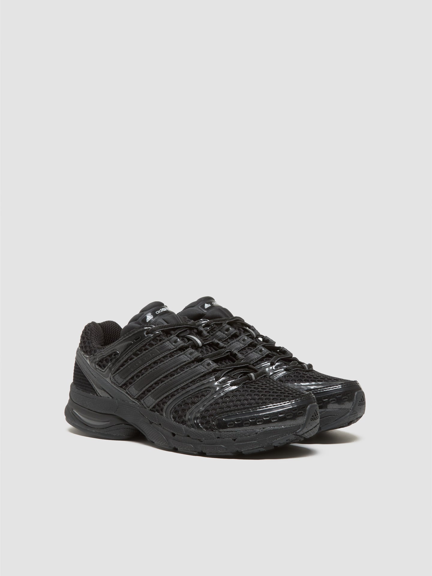 Adistar Control 5 Sneaker in Black & Carbon