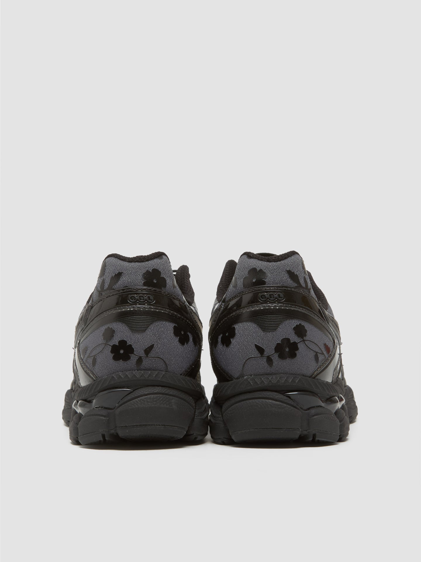 GEL-CUMULUS 16 SSCB Sneaker in Black