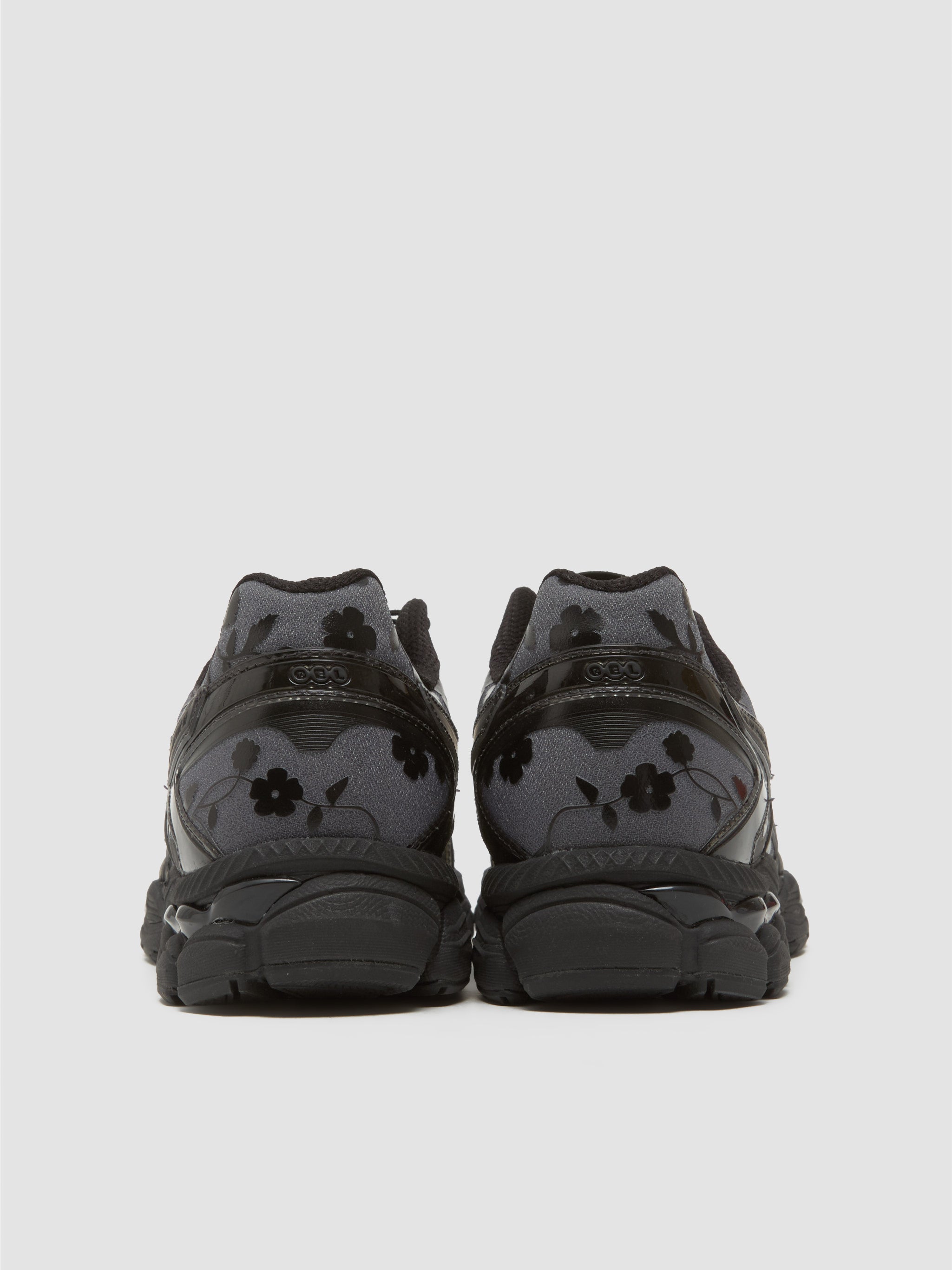 GEL-CUMULUS 16 SSCB Sneaker in Black
