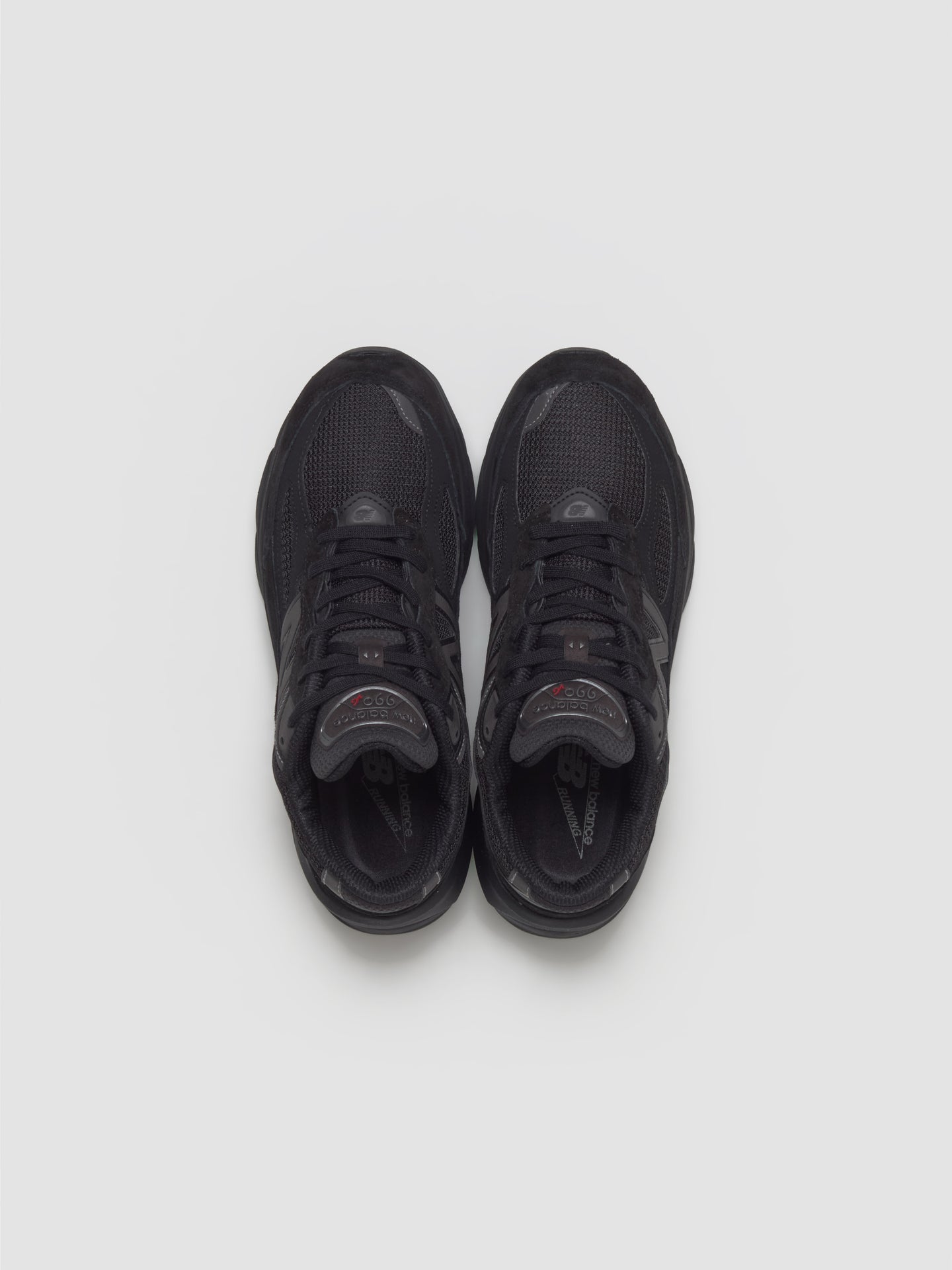 Men's 990 v6 ‘Made in USA’ Sneaker in Black