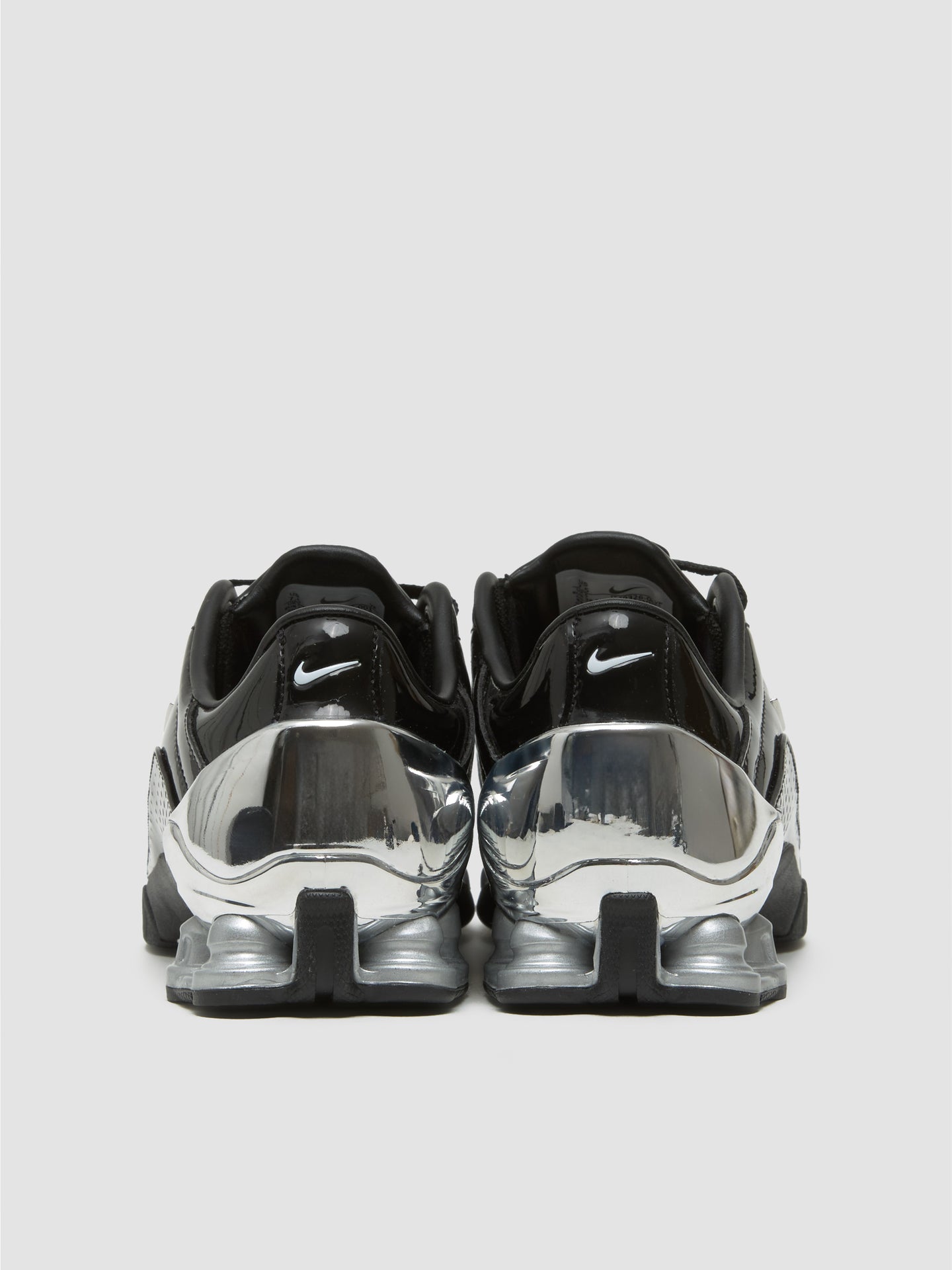 x Maha Amsterdam WMNS T90 Shox Magia SP Sneaker in Black & Metallic Silver