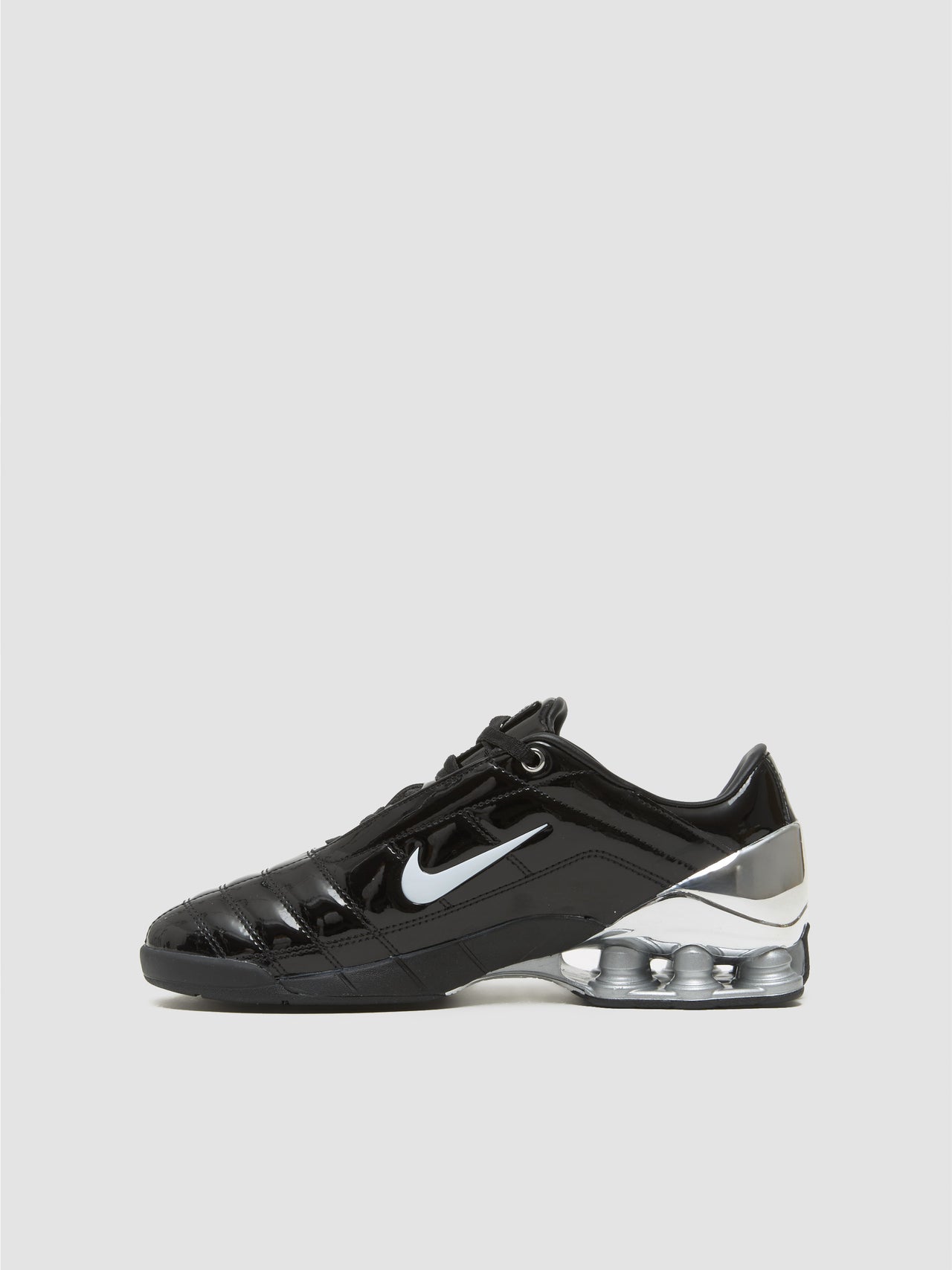 x Maha Amsterdam WMNS T90 Shox Magia SP Sneaker in Black & Metallic Silver