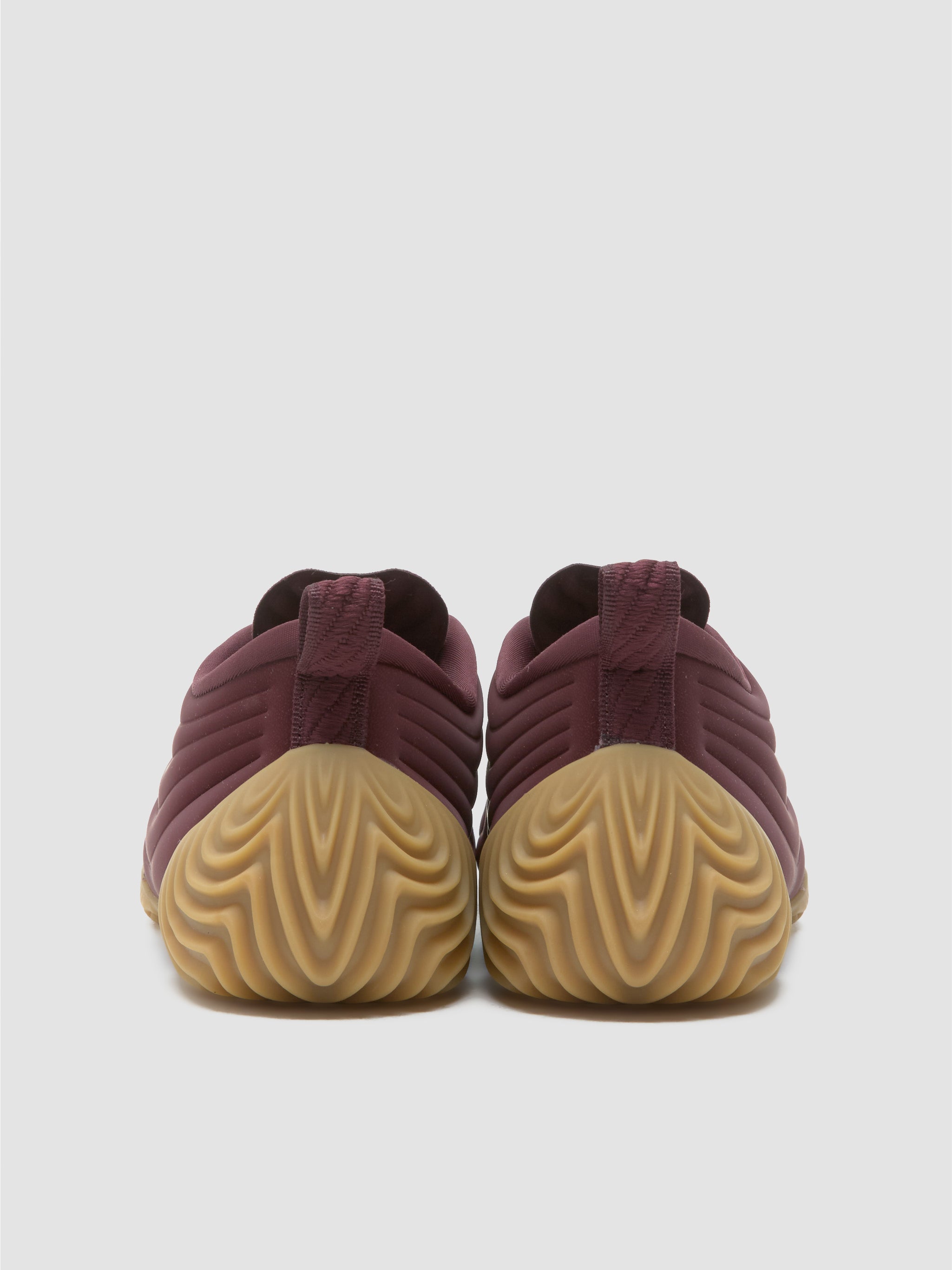 WMNS Astra Ultra Sneaker in Burgundy Crush & Metallic Silver