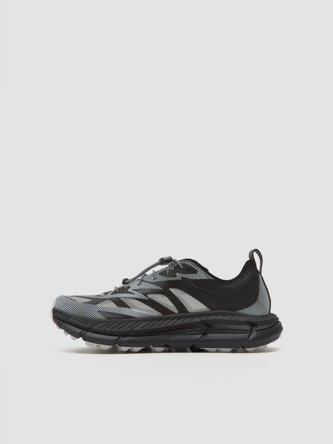 Mafate Speed 4 Lite TS Sneaker in Black & White